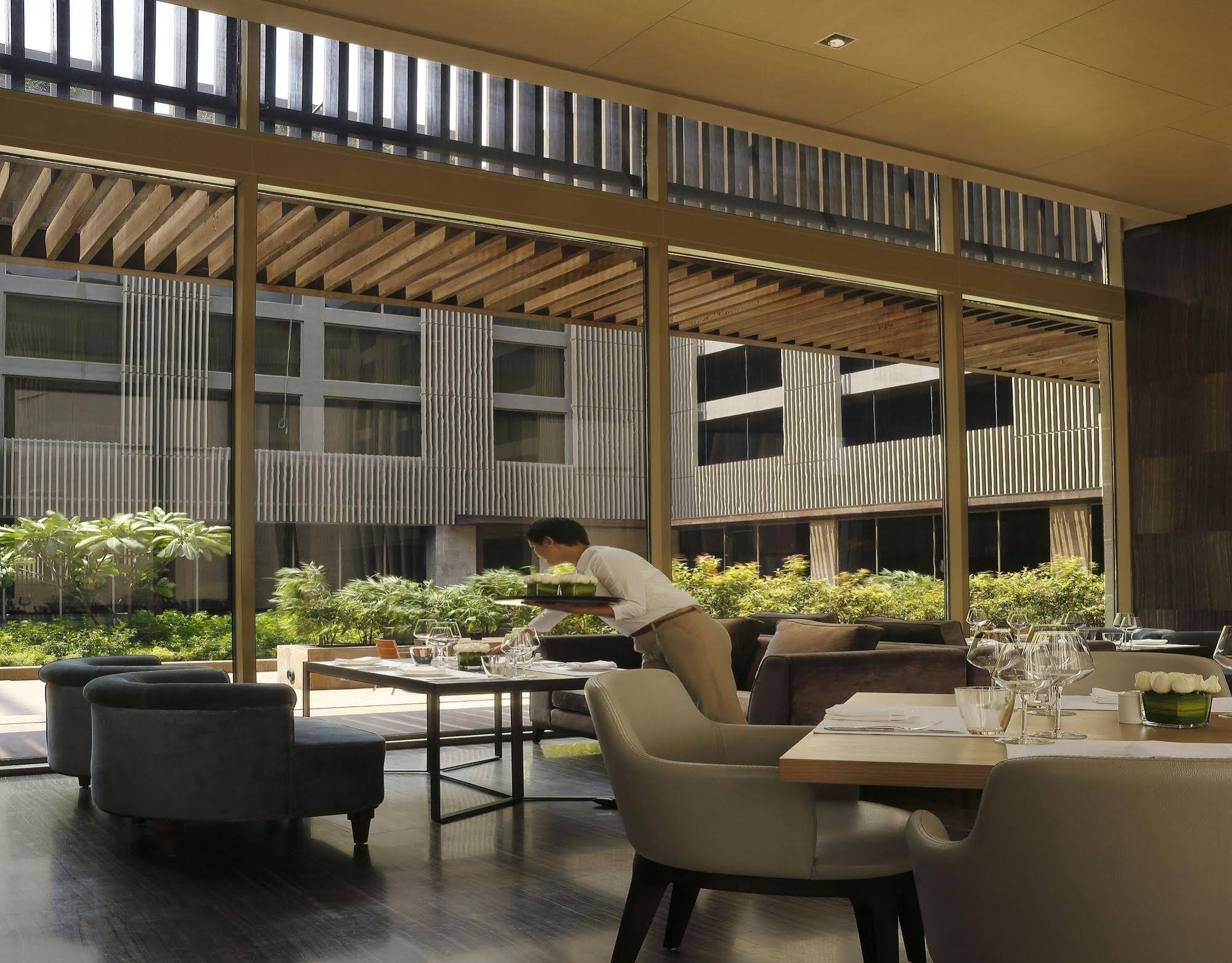 Roseate House New Delhi