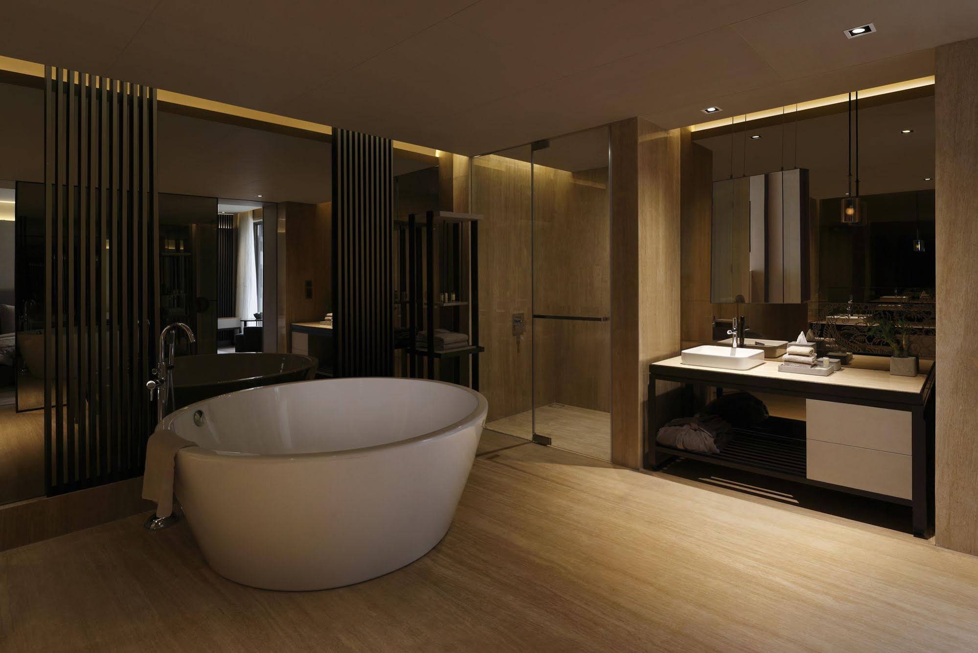 Roseate House New Delhi