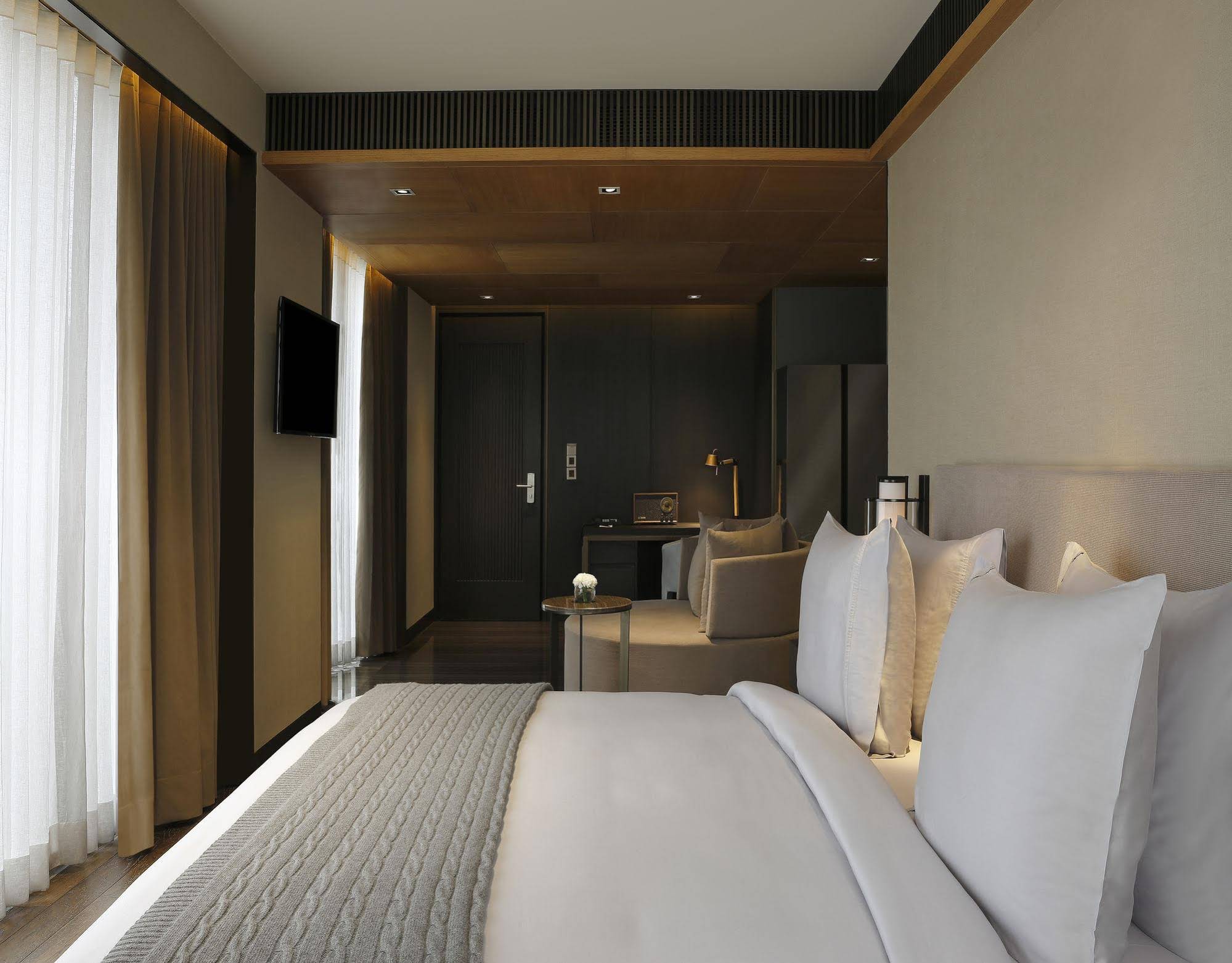 Roseate House New Delhi