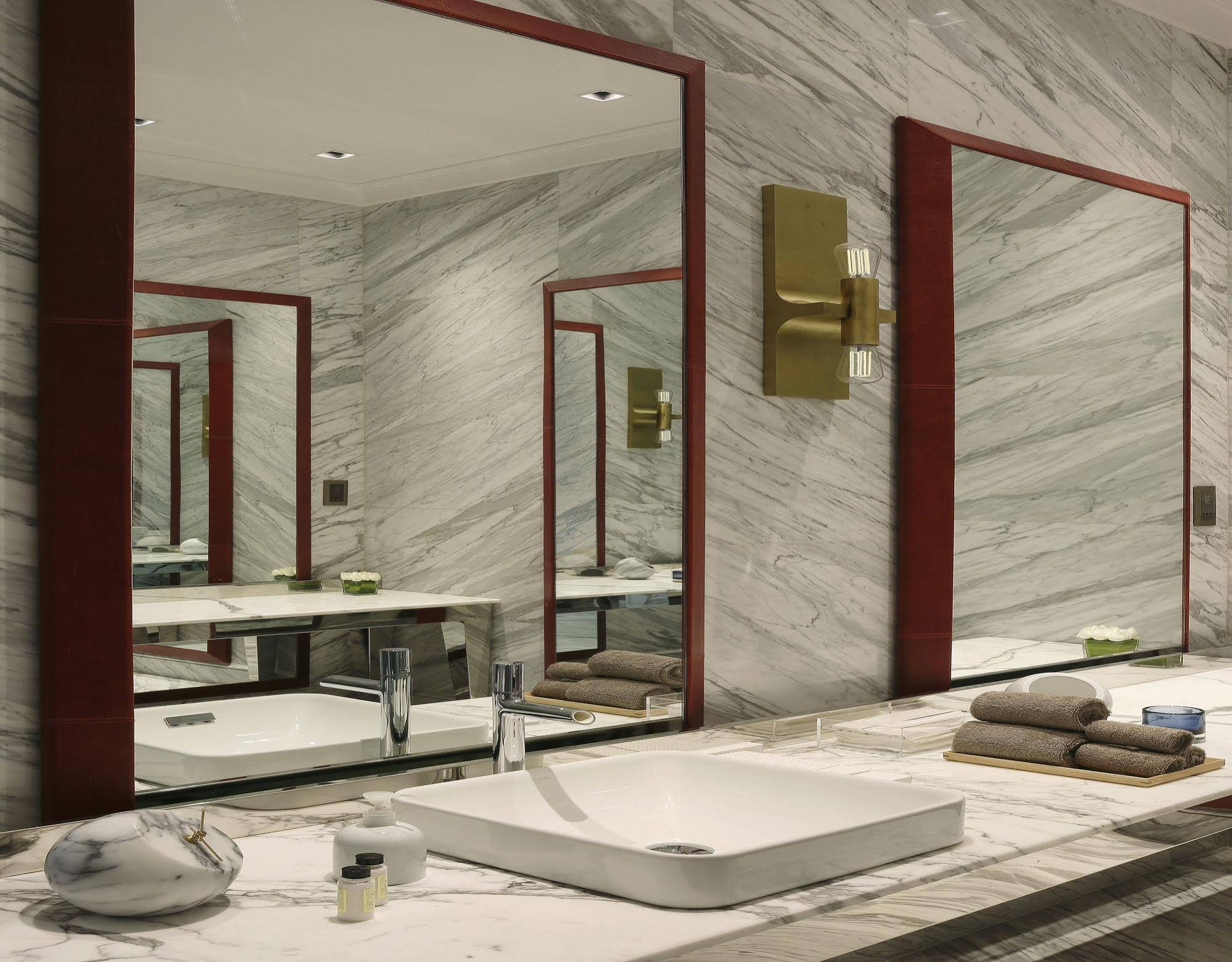 Roseate House New Delhi