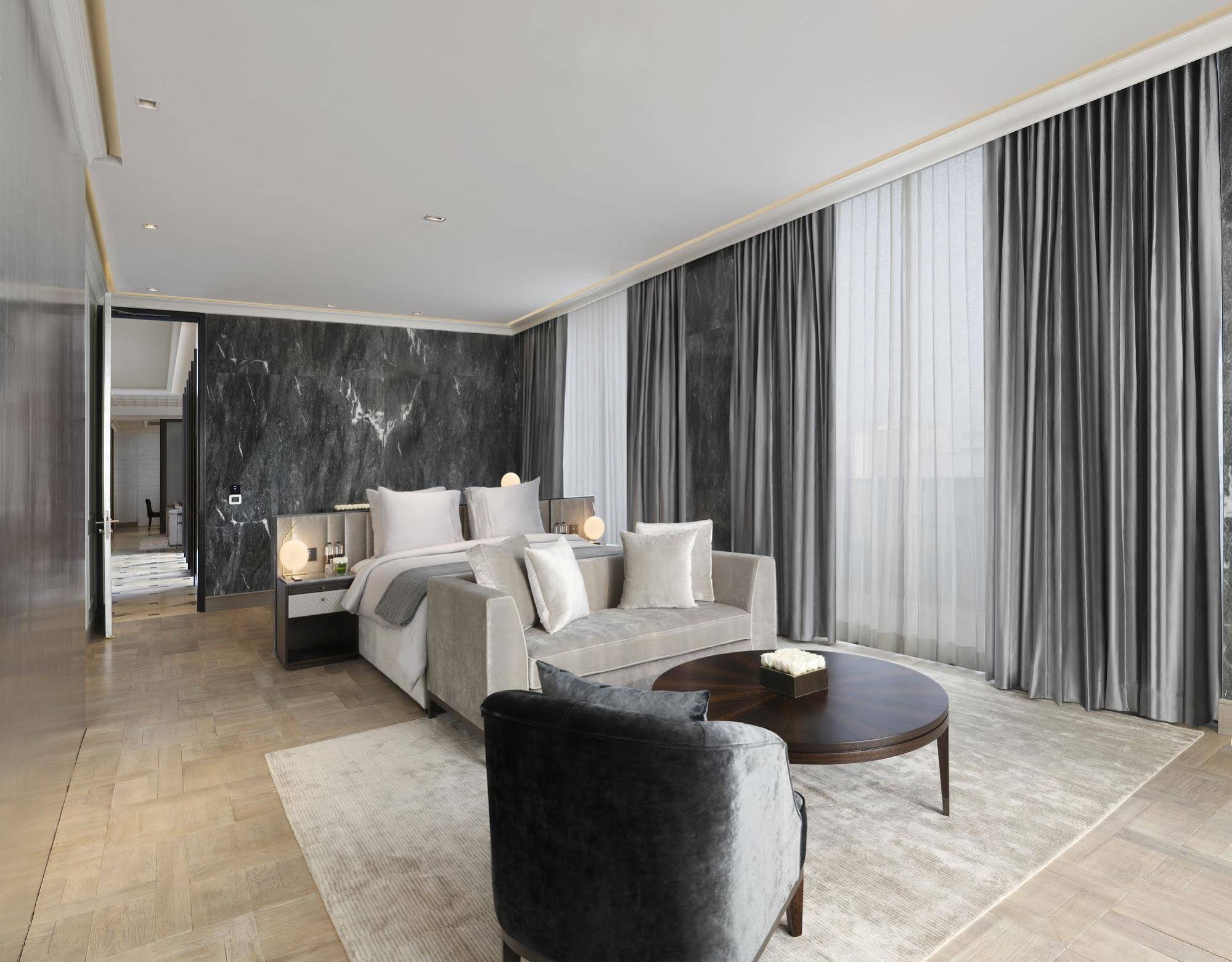 Roseate House New Delhi