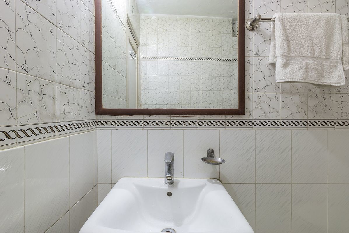 Hotel Sahara International Deluxe