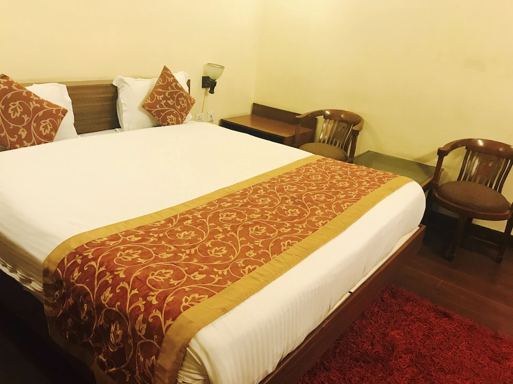 Skylink Suites & Apartments