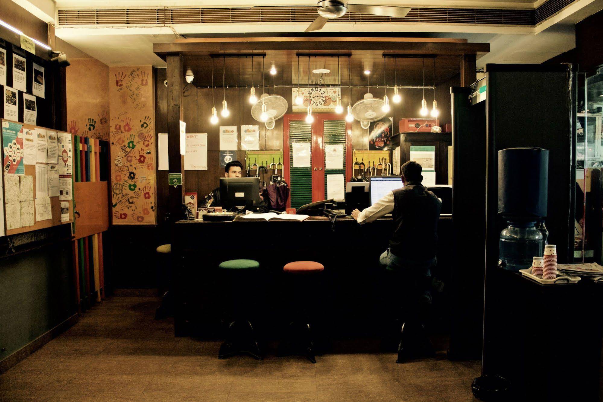 Stops Hostels- New Delhi