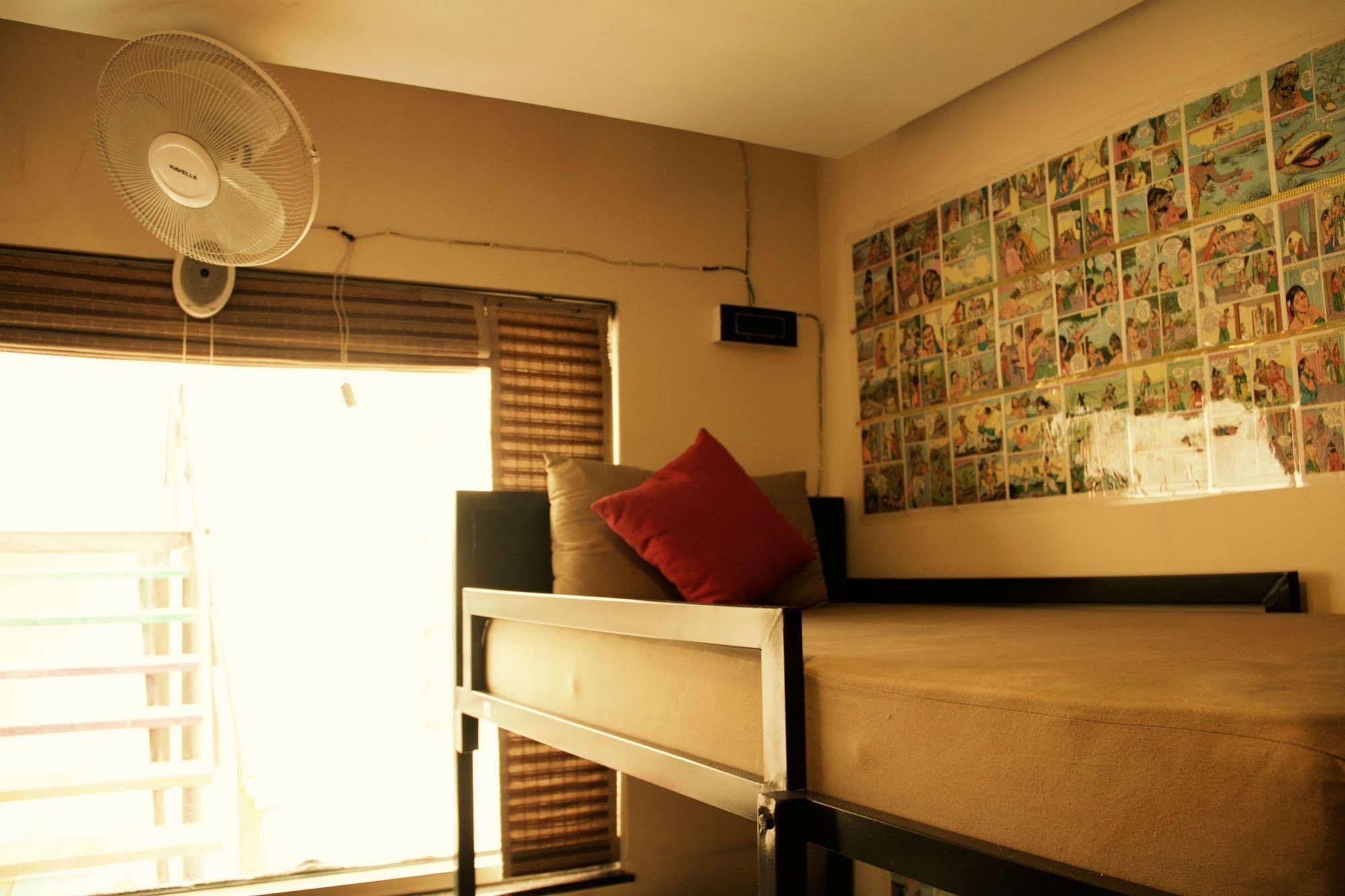 Stops Hostels- New Delhi
