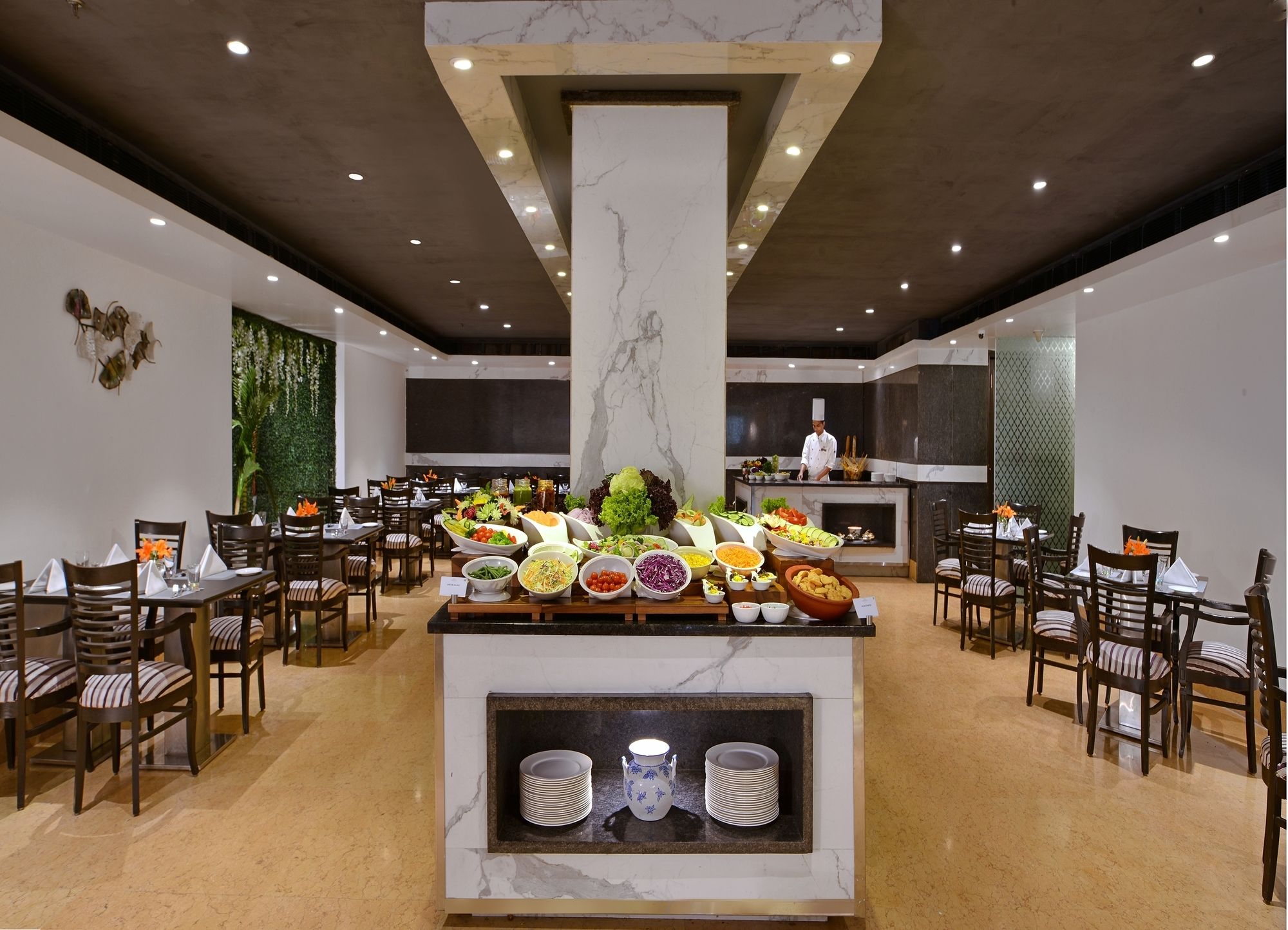 Taurus Sarovar Portico