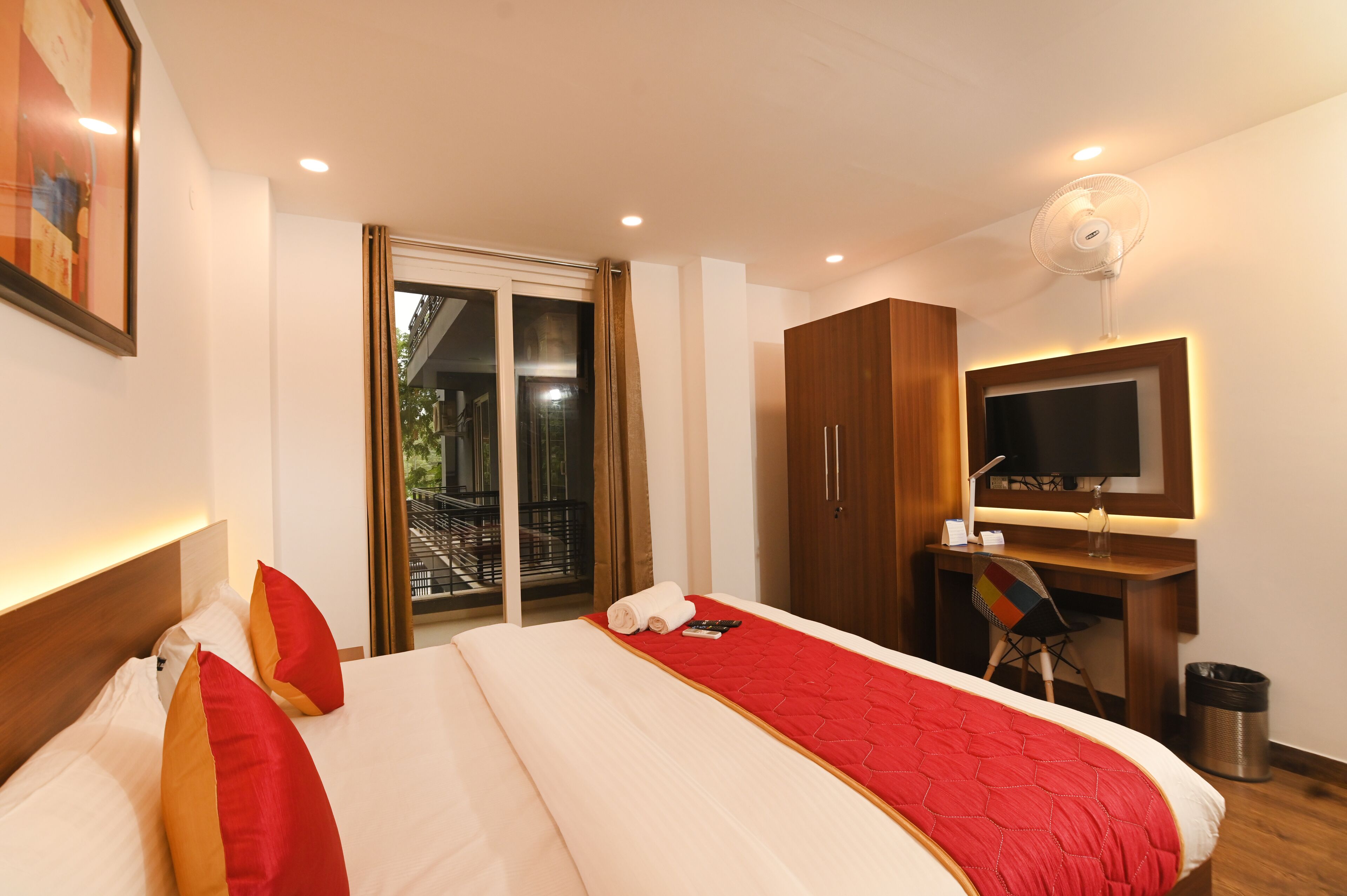 The Altruist Business Stays Dlf Phase 3