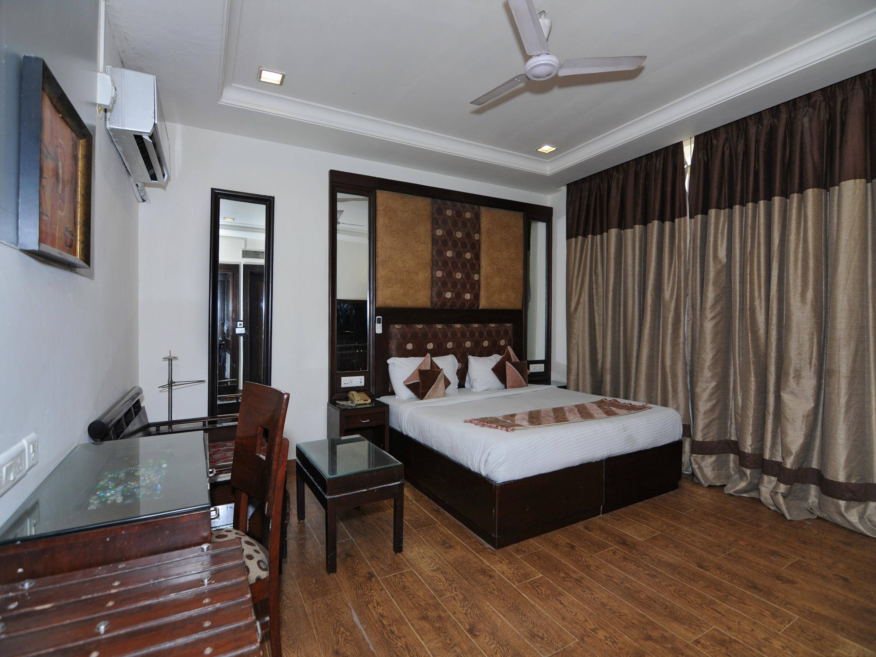 The Grand Hotel Boutique