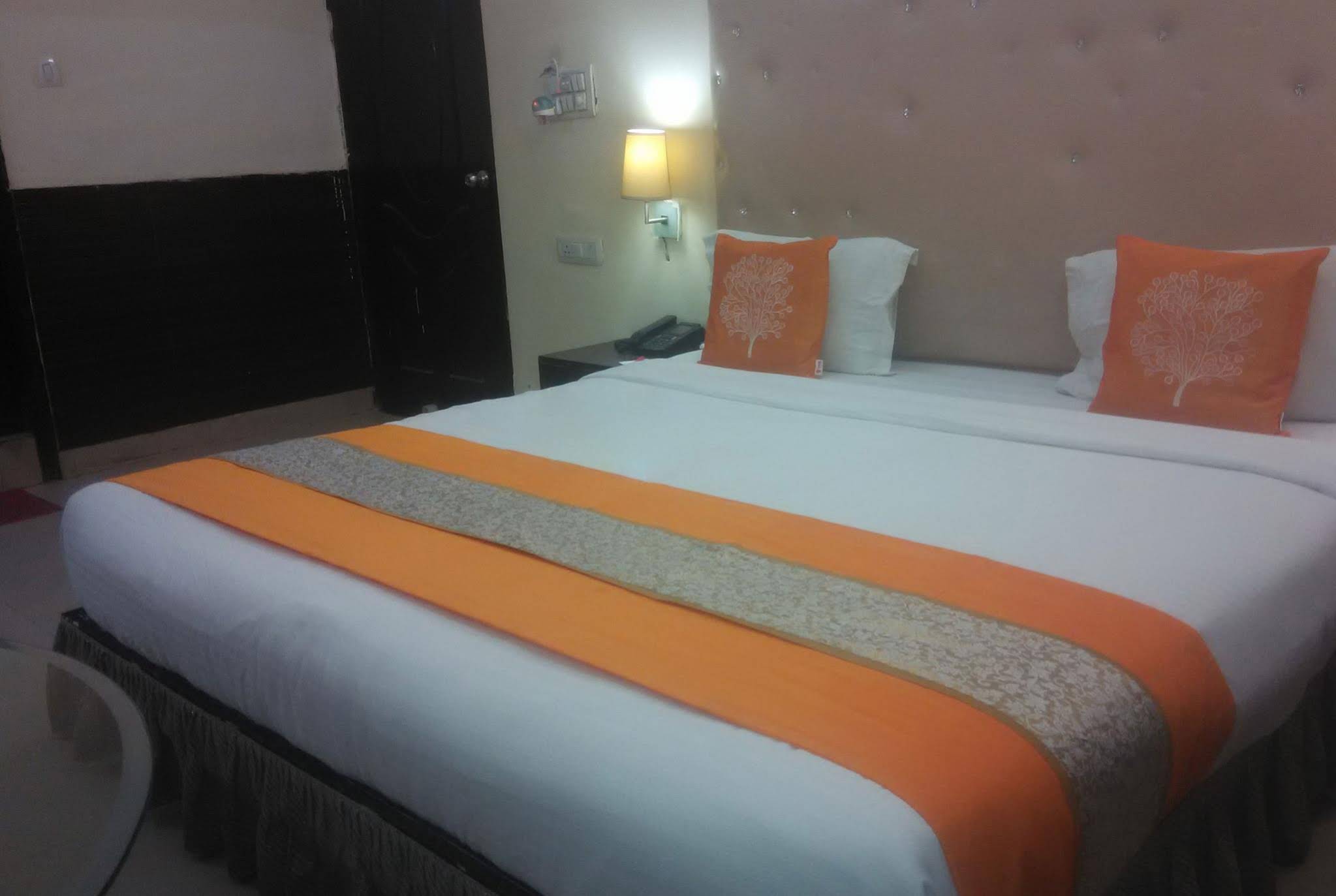 Hotel The Lazeez