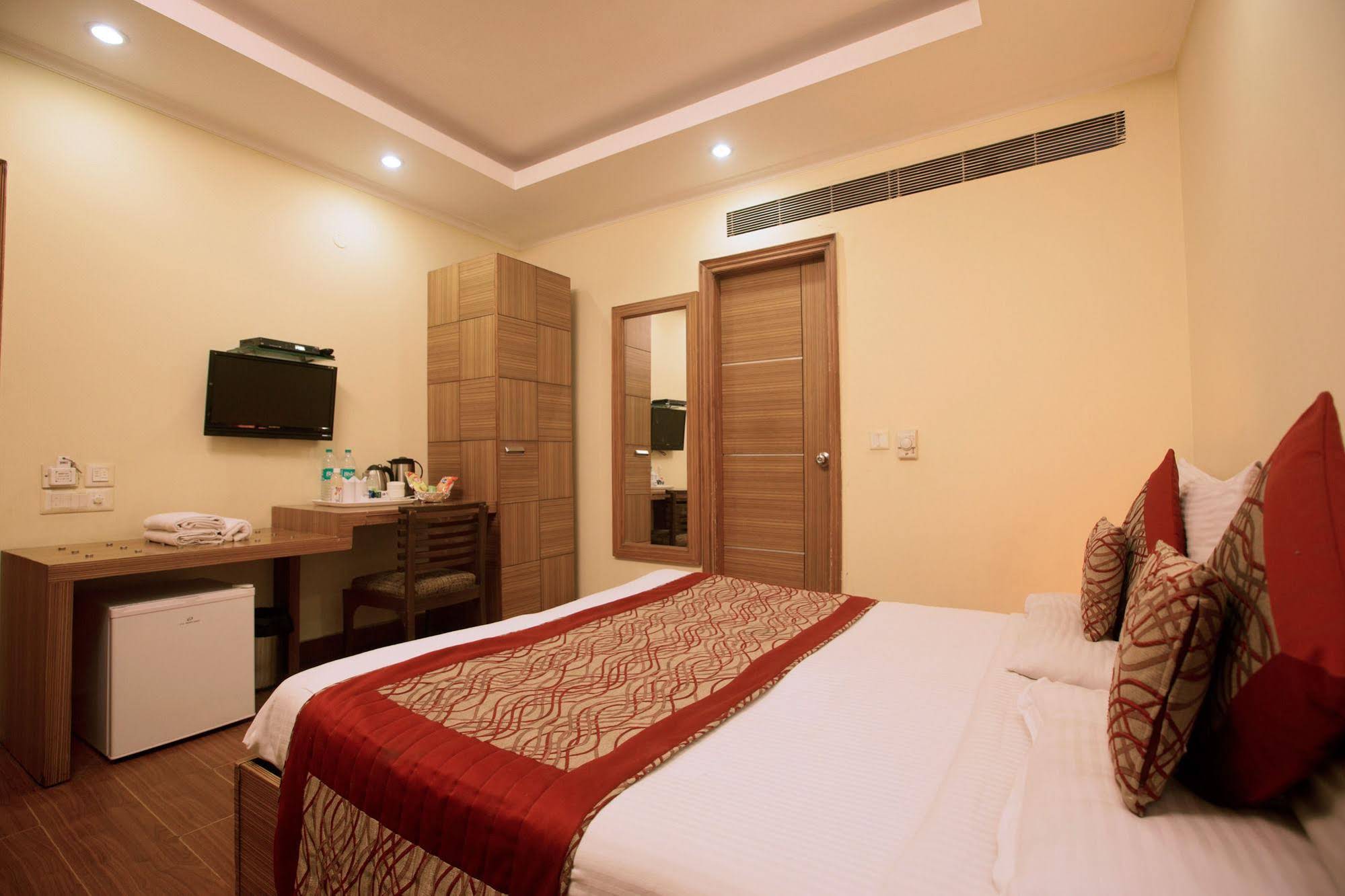 The Pearl New Delhi