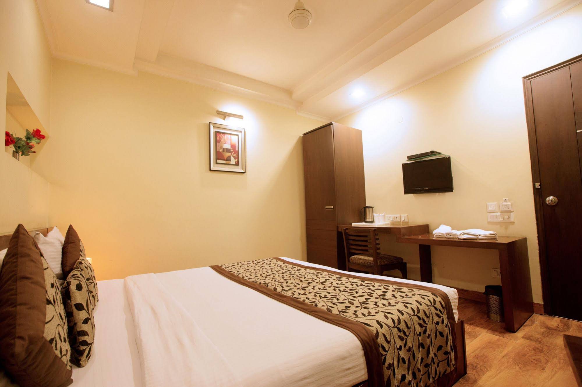 The Pearl New Delhi