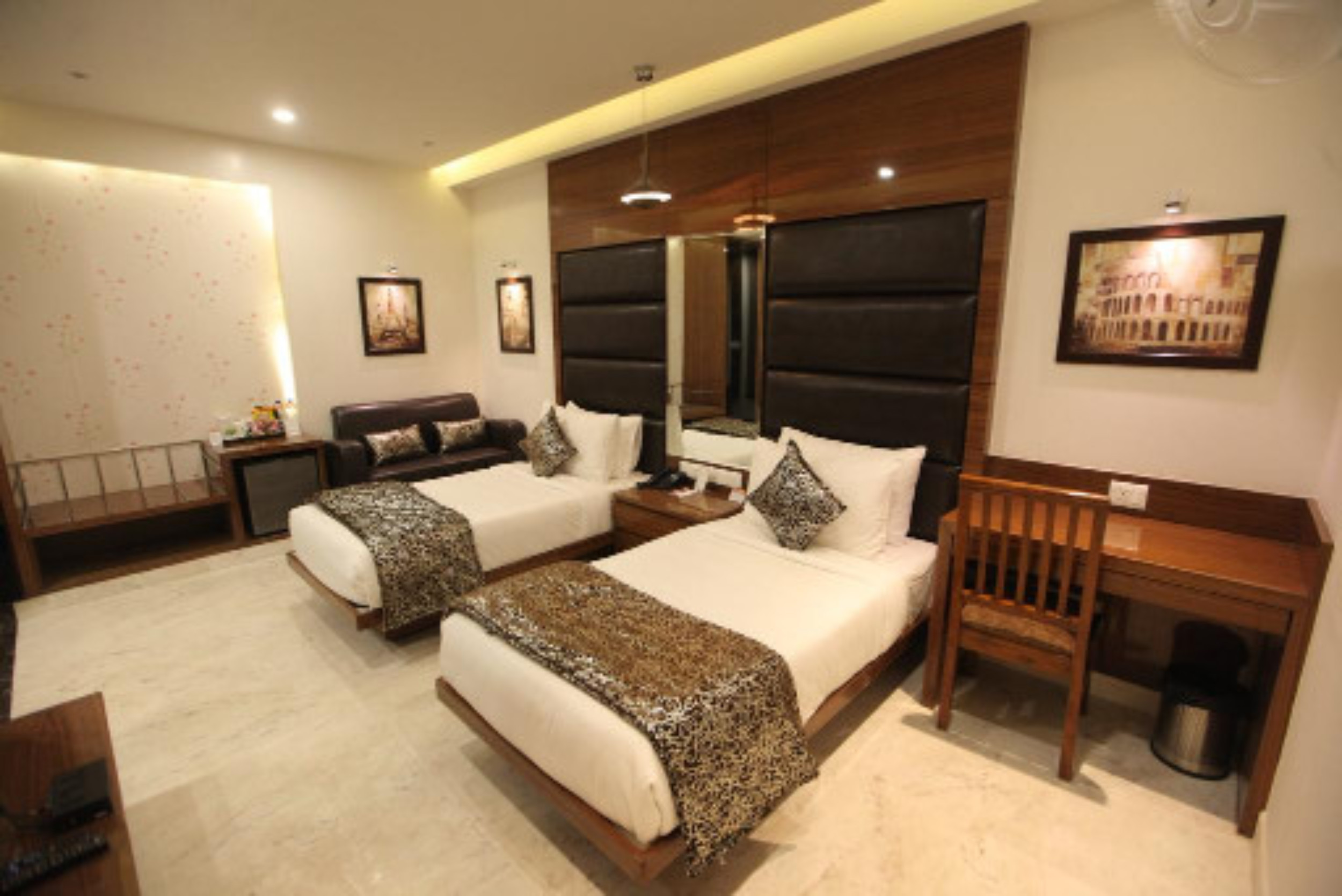 The Sentinel Hotel
