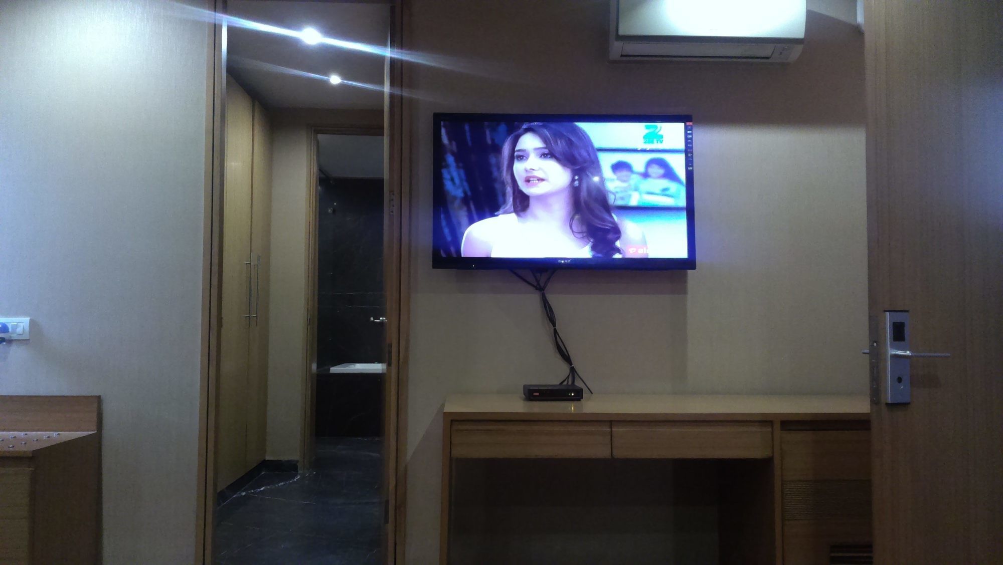 Udman Hotel Panchshila Park