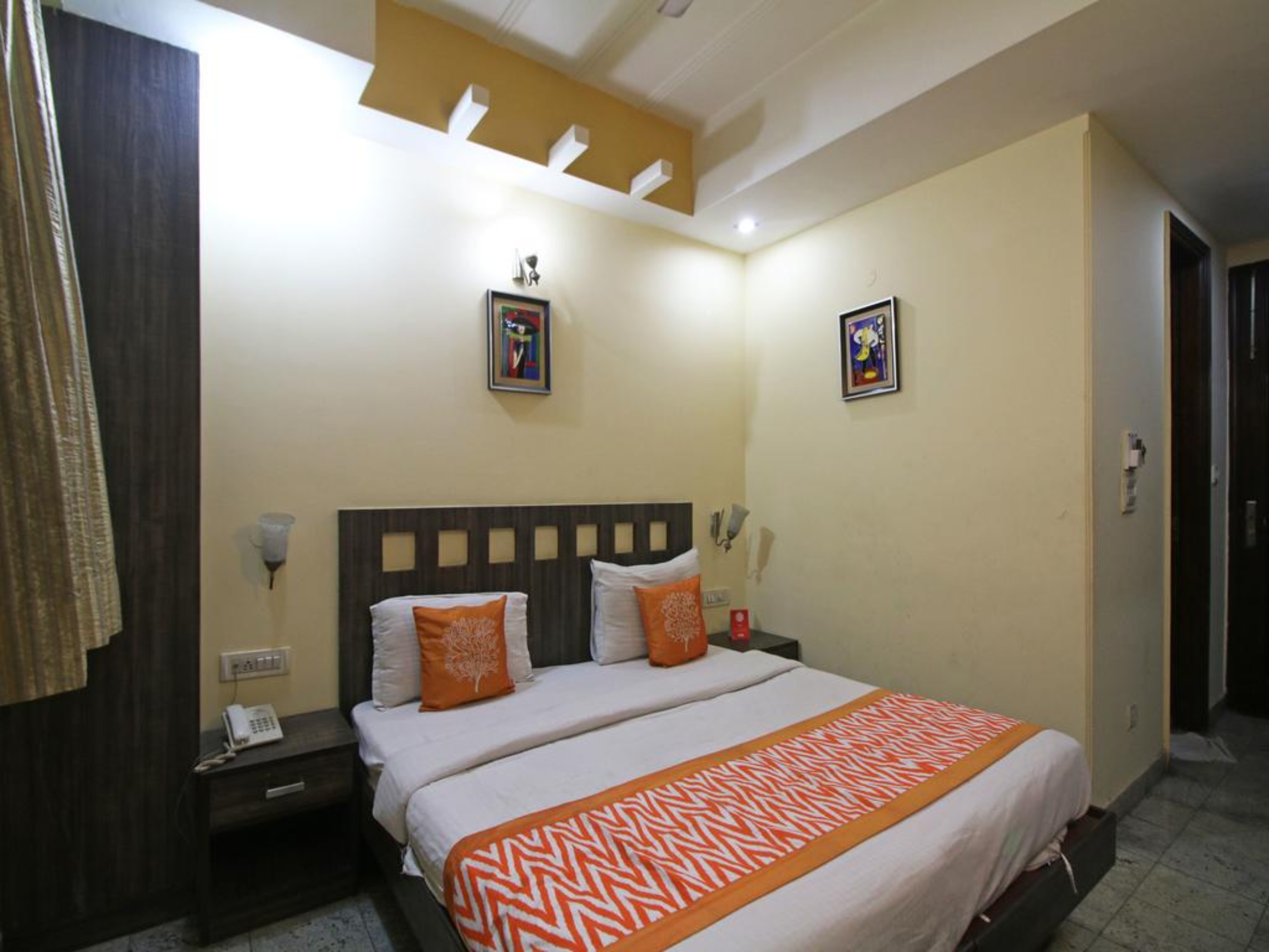 Tjs Grand Karolbagh