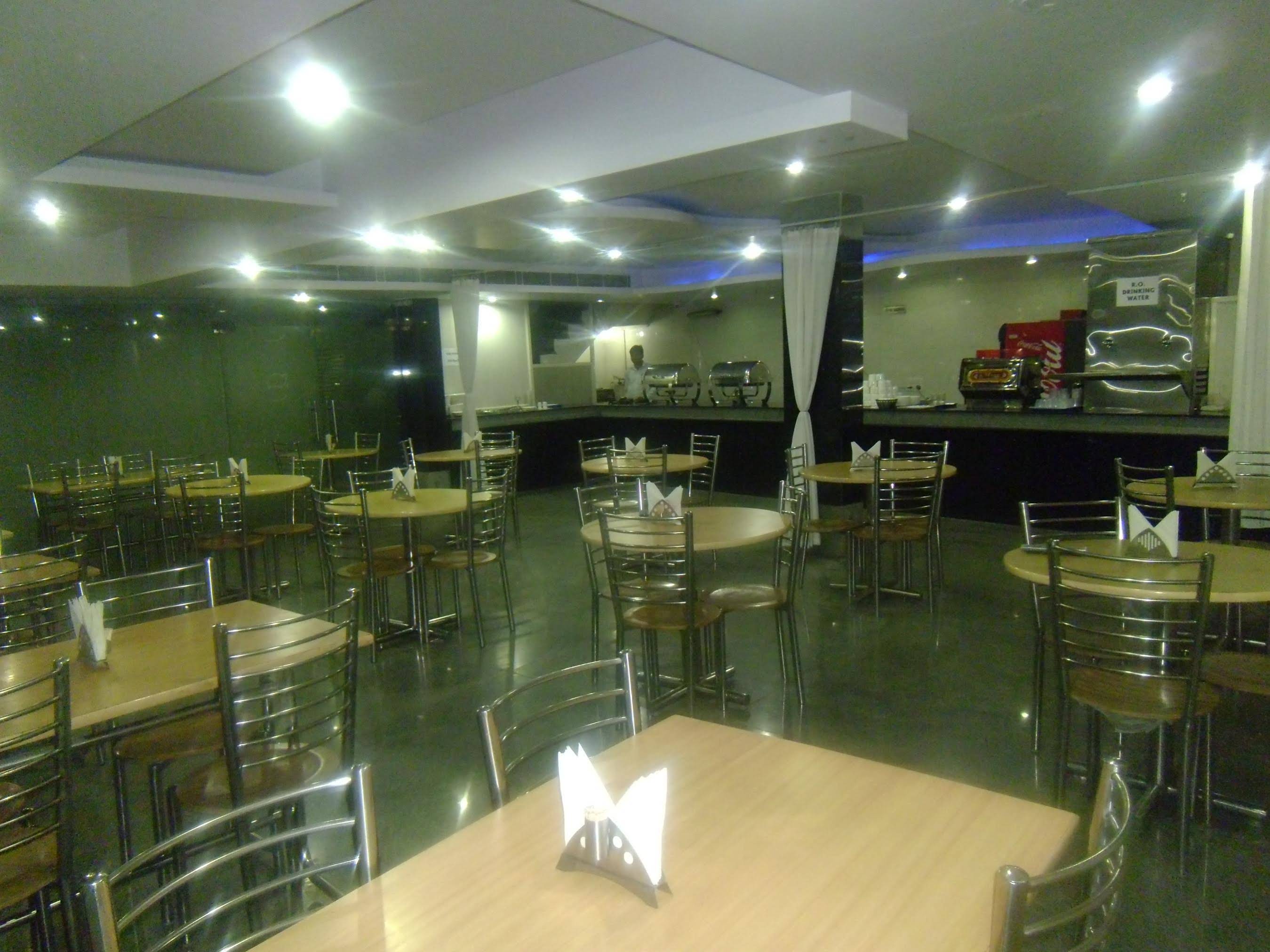 Hotel Vishal Residency