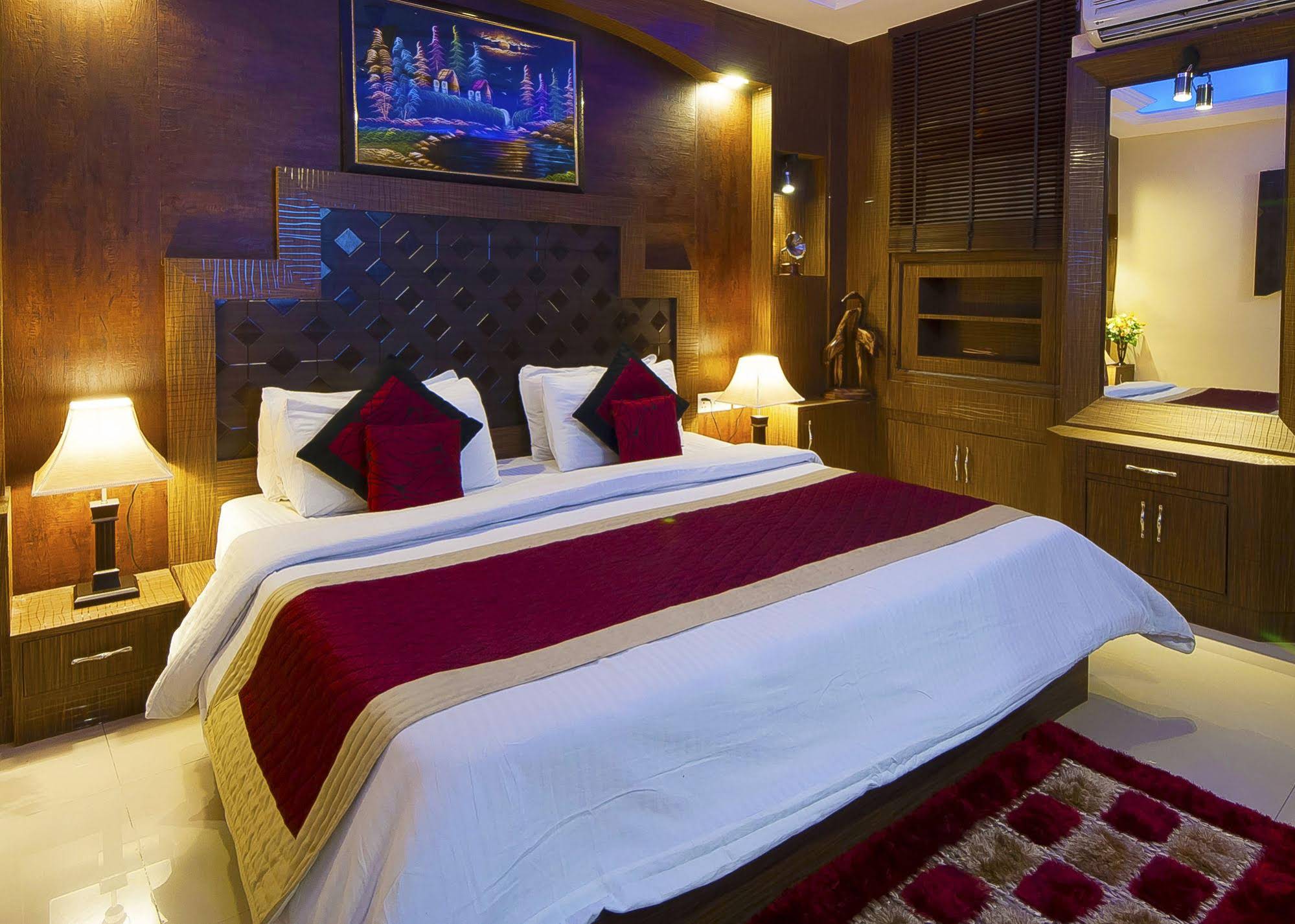 Hotel Vishal Residency
