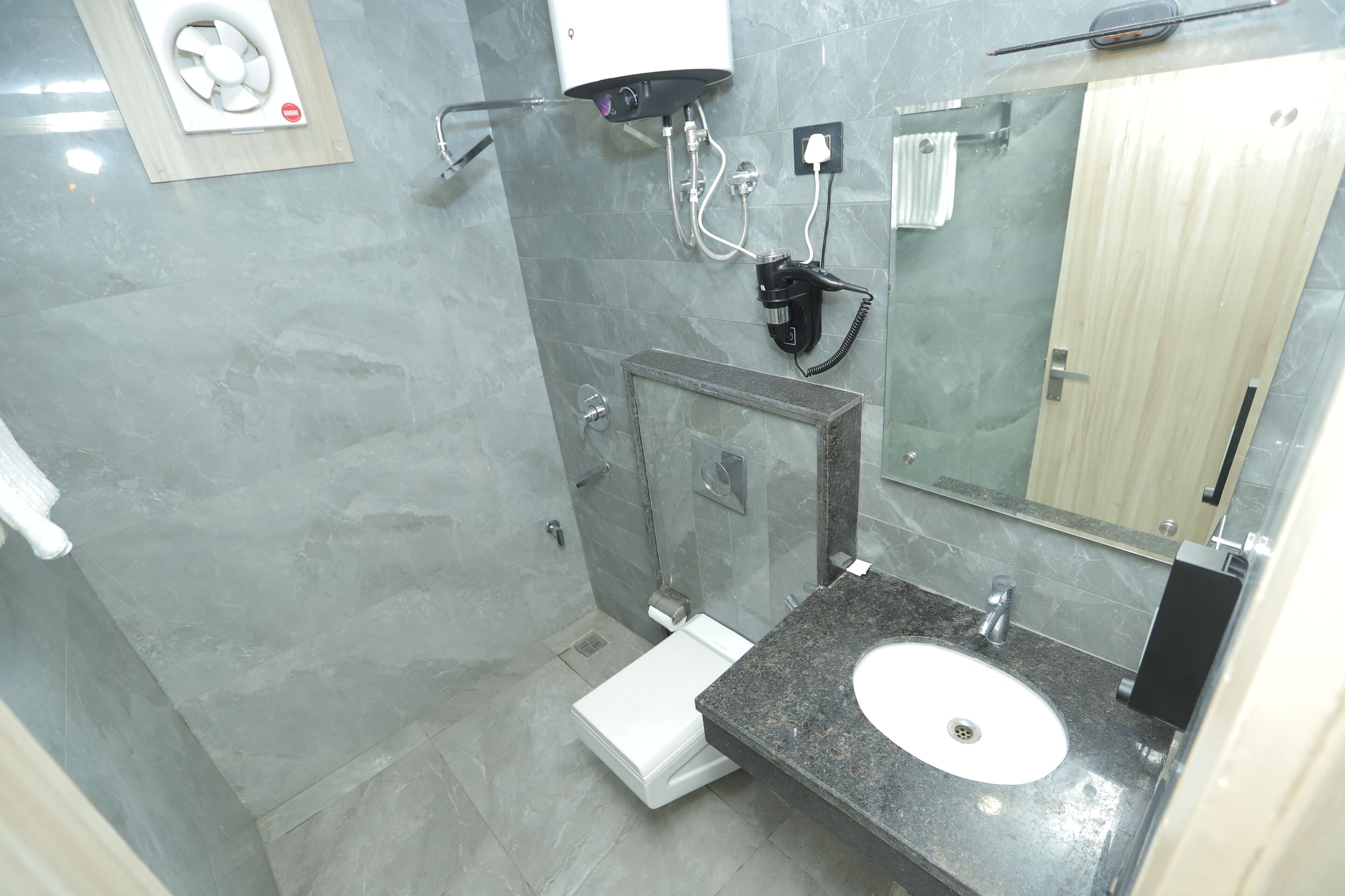 Zed Hotel