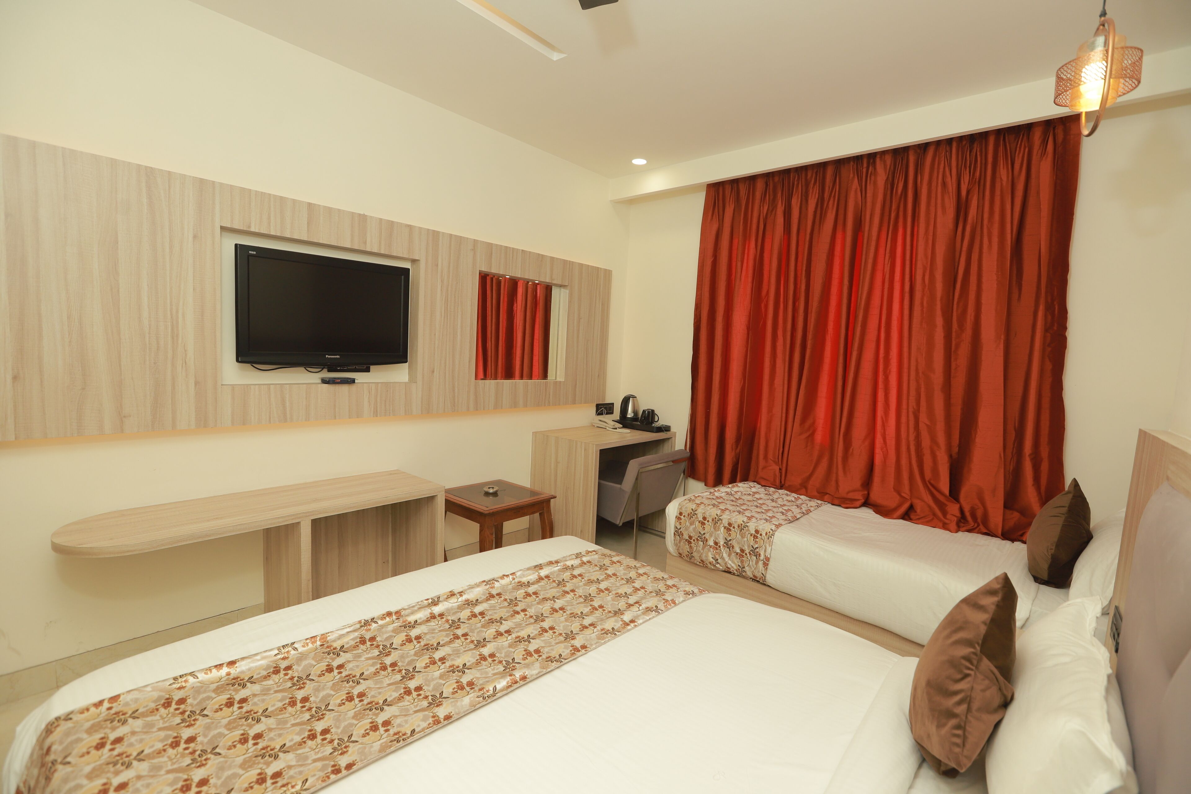 Zed Hotel