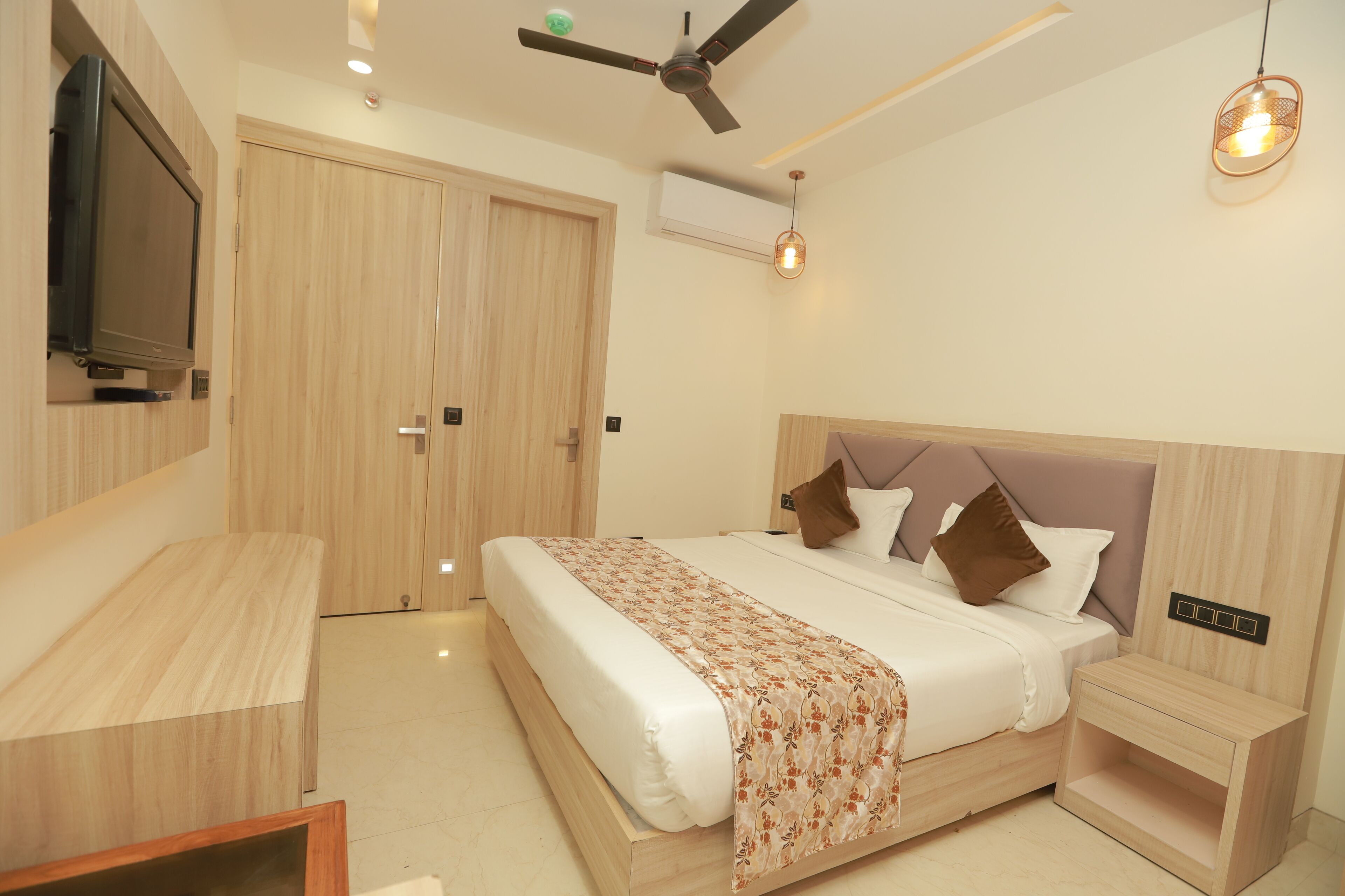 Zed Hotel