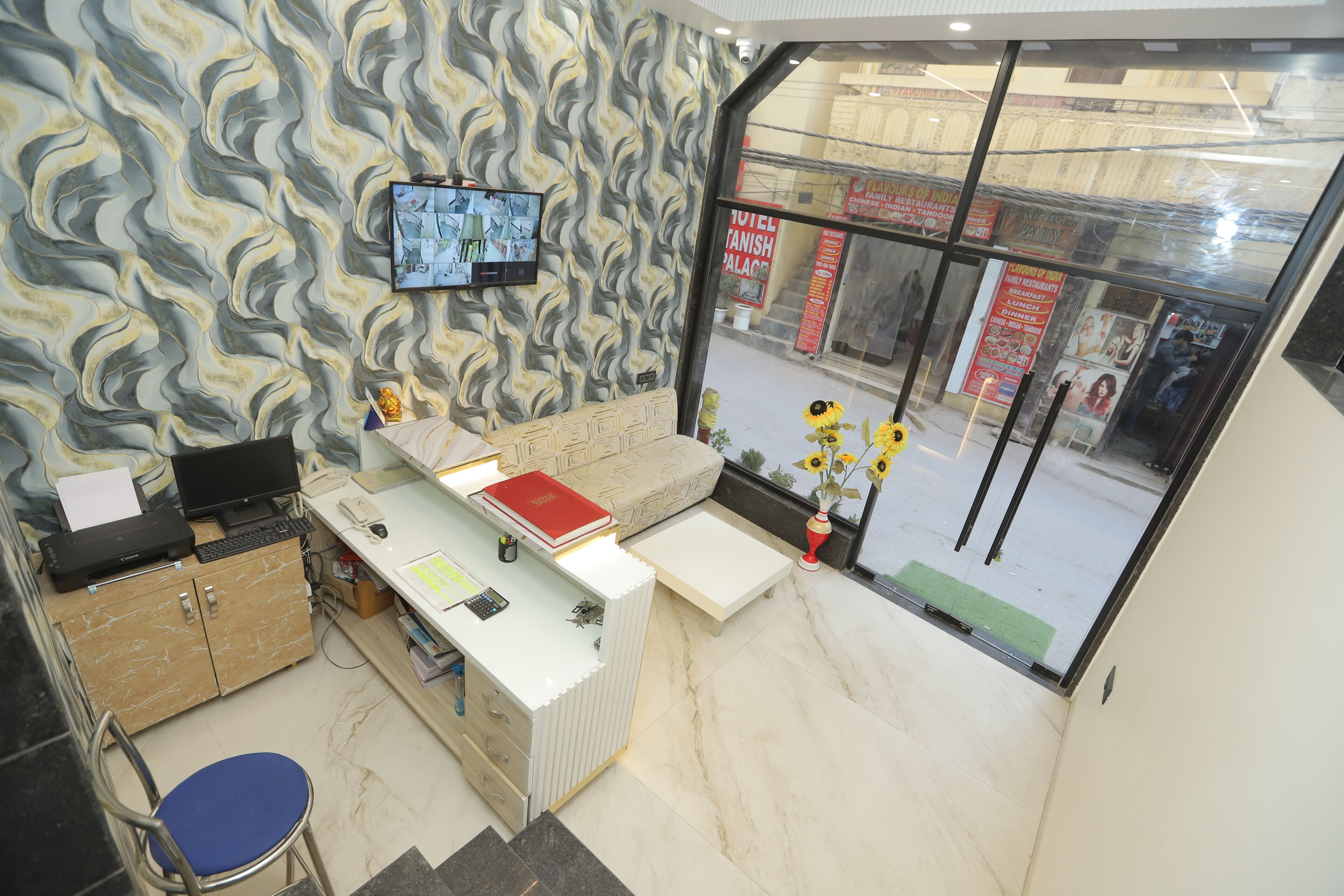 Zed Hotel