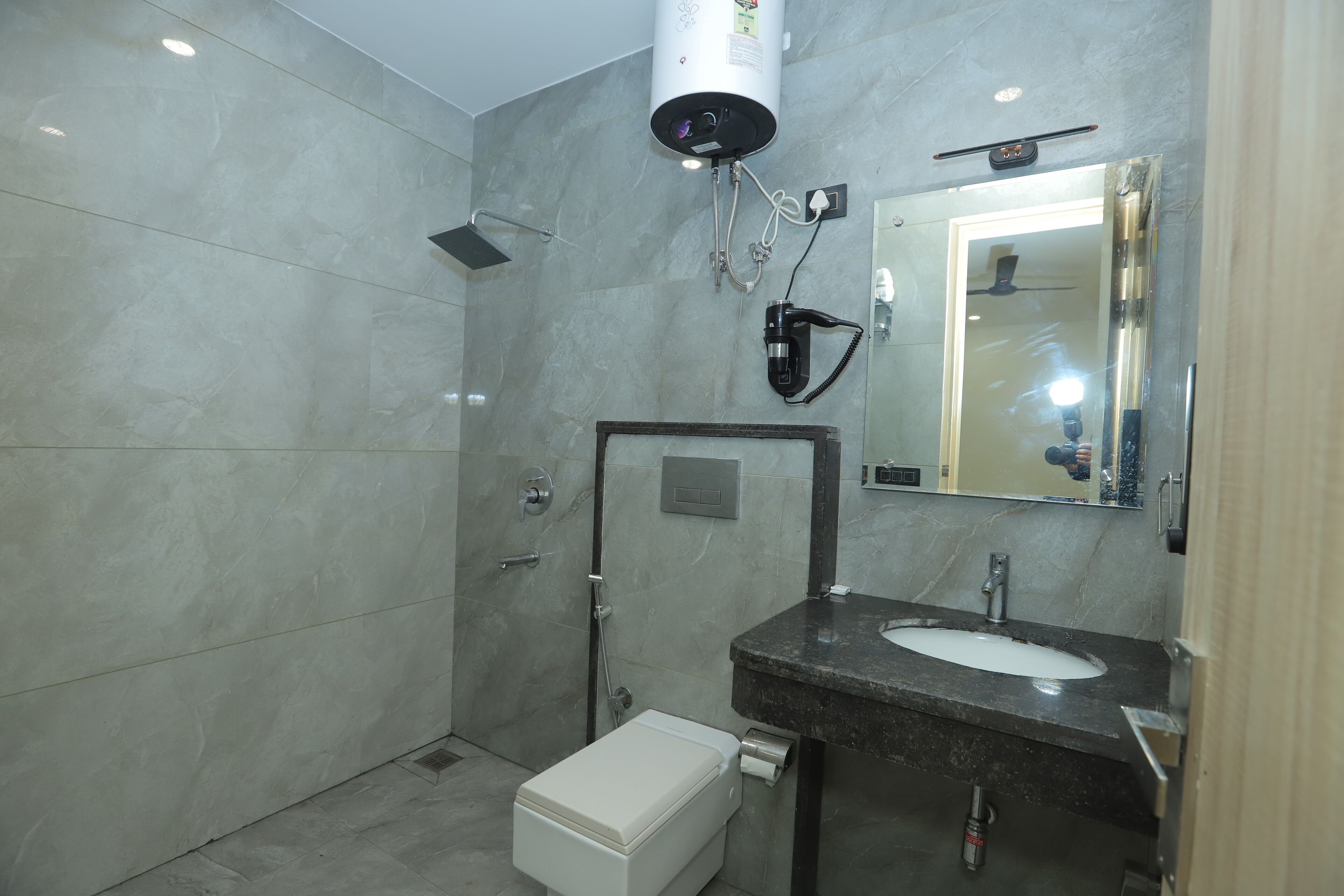 Zed Hotel