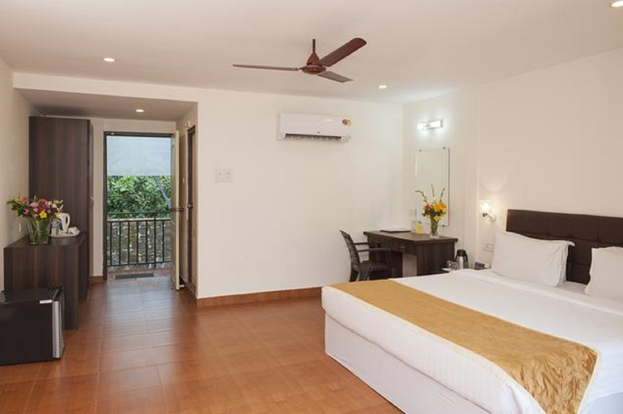 The Ocean Pearl Escape