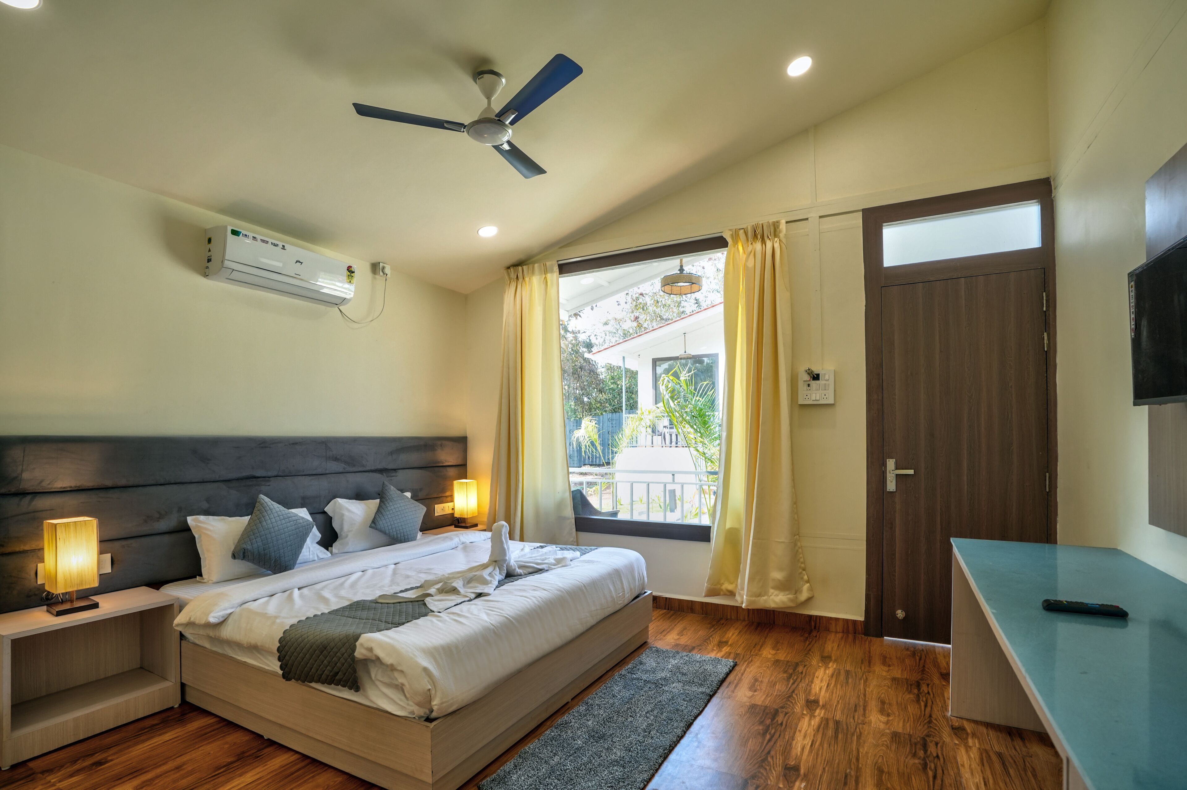 Amore Serenity Resort