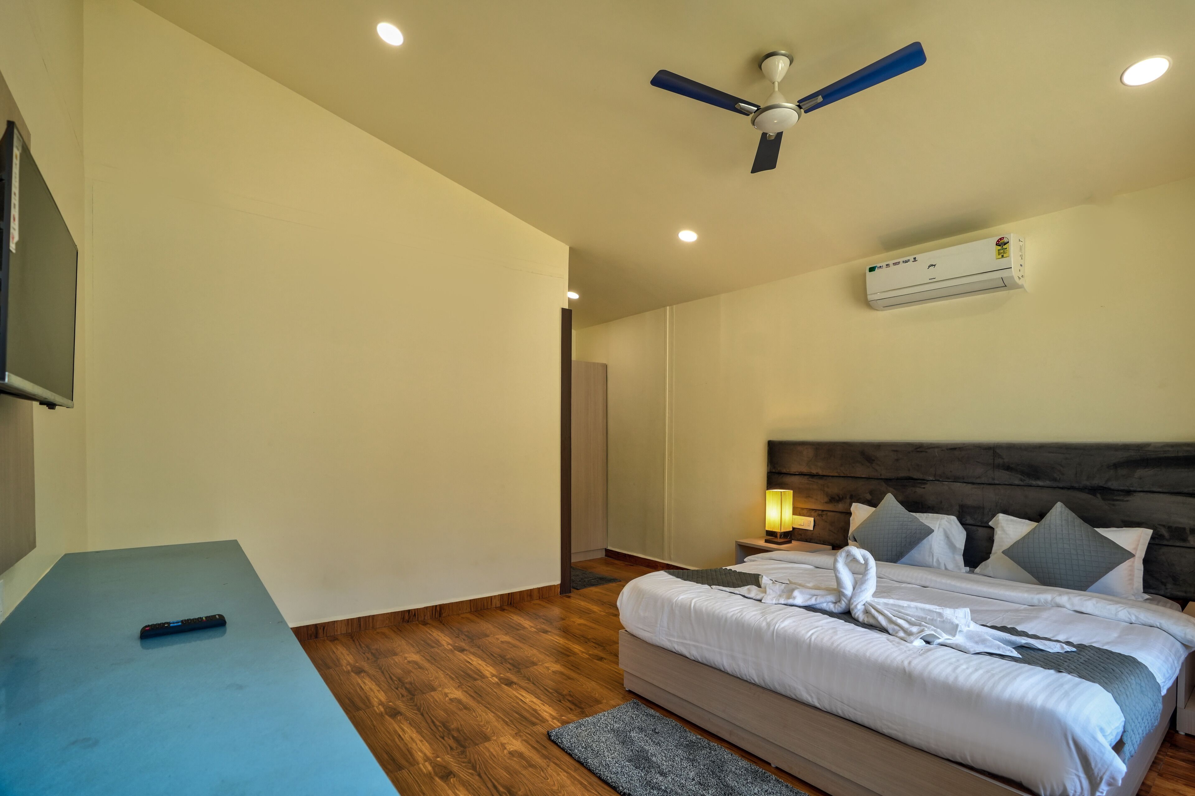 Amore Serenity Resort