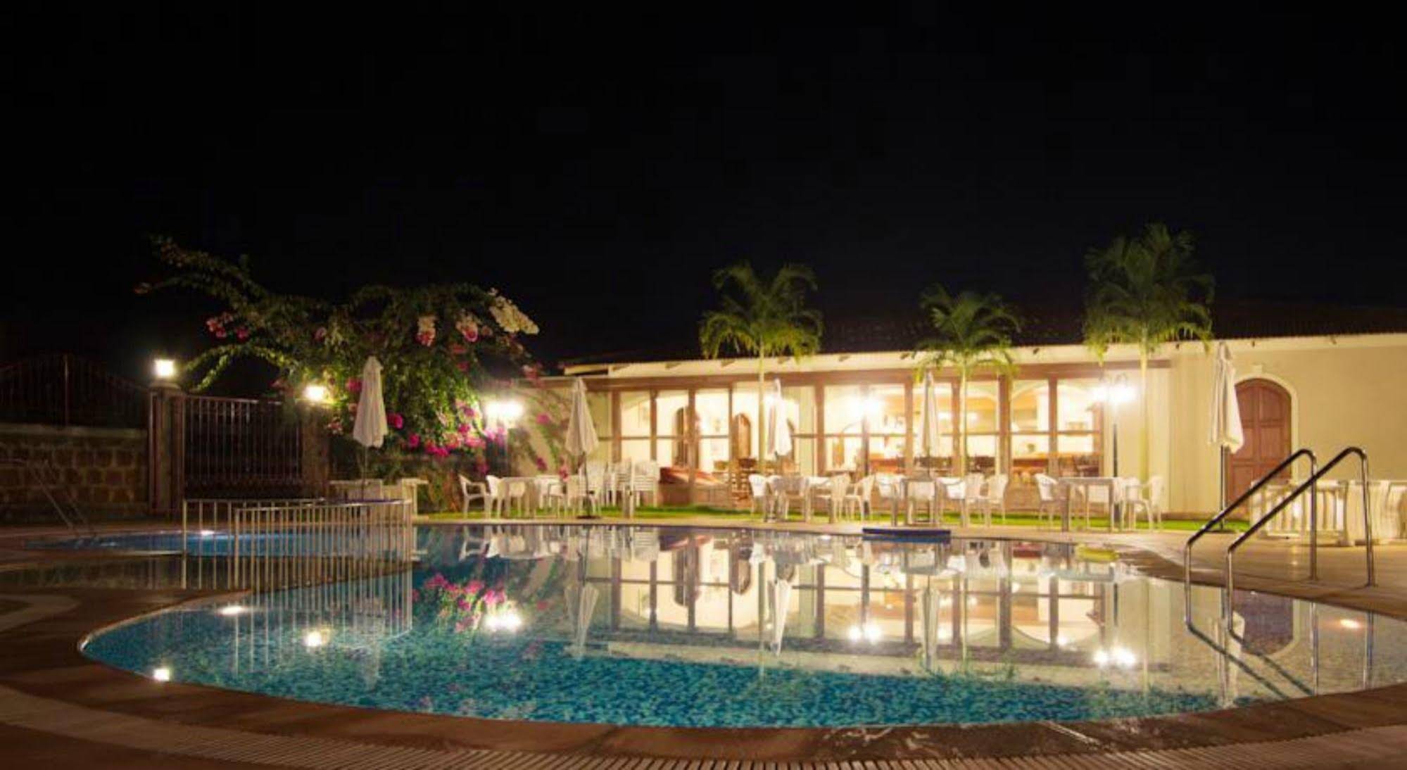 Hacienda De Goa Resort