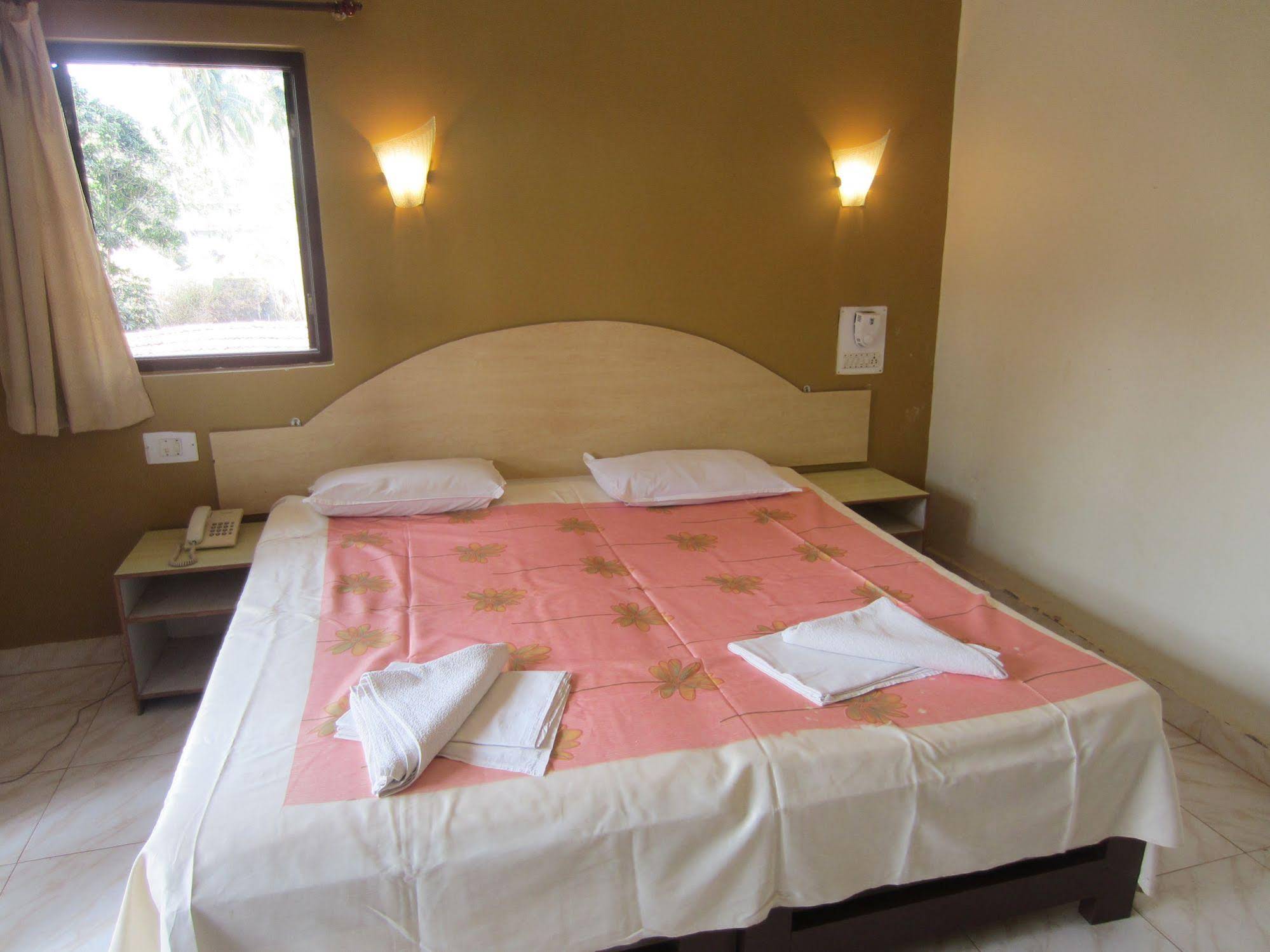 Riverside Regency Resort