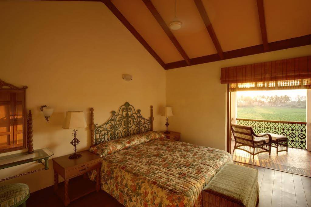 Golden Sands Apartments