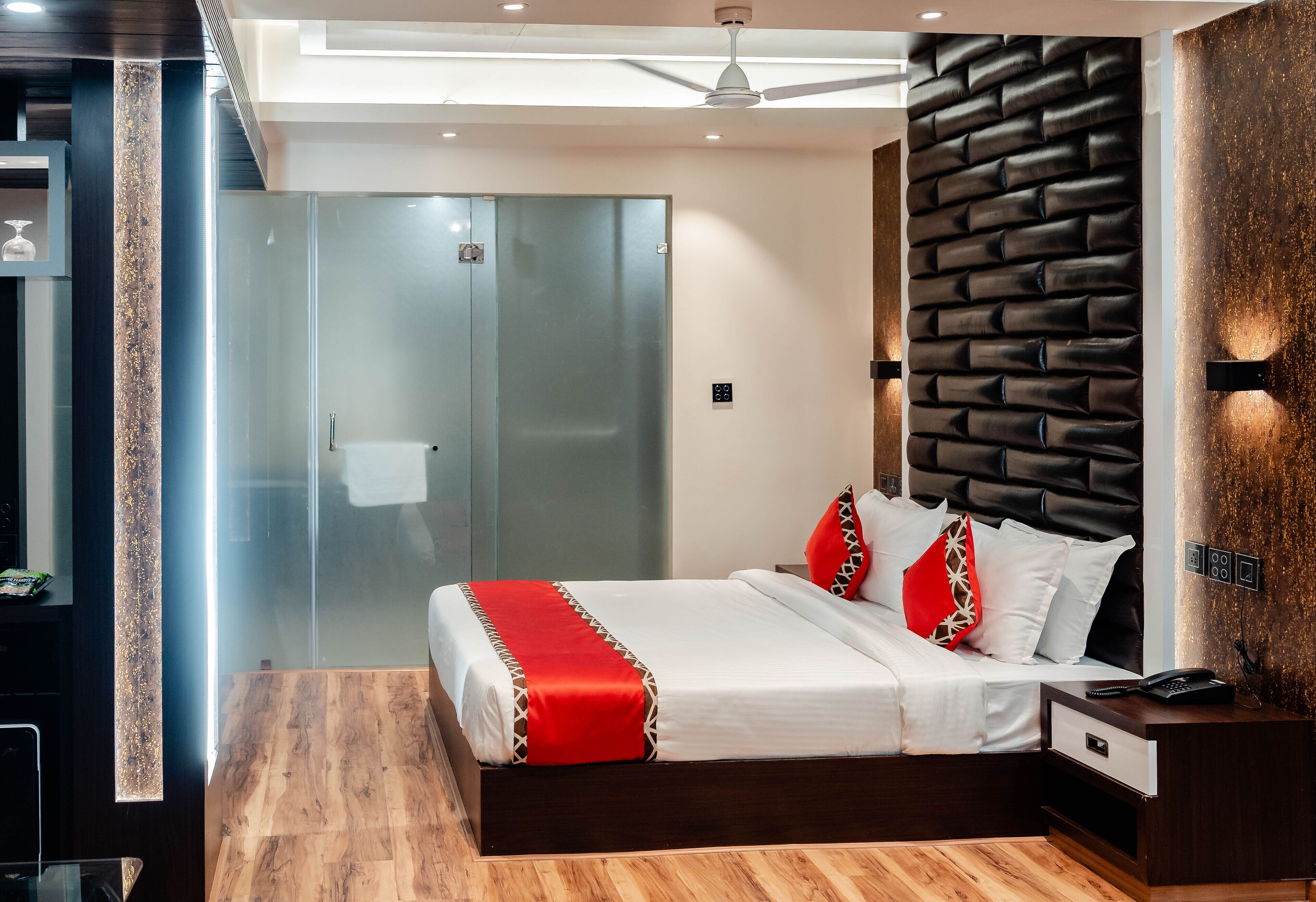 Divan Clarks Inn Goa