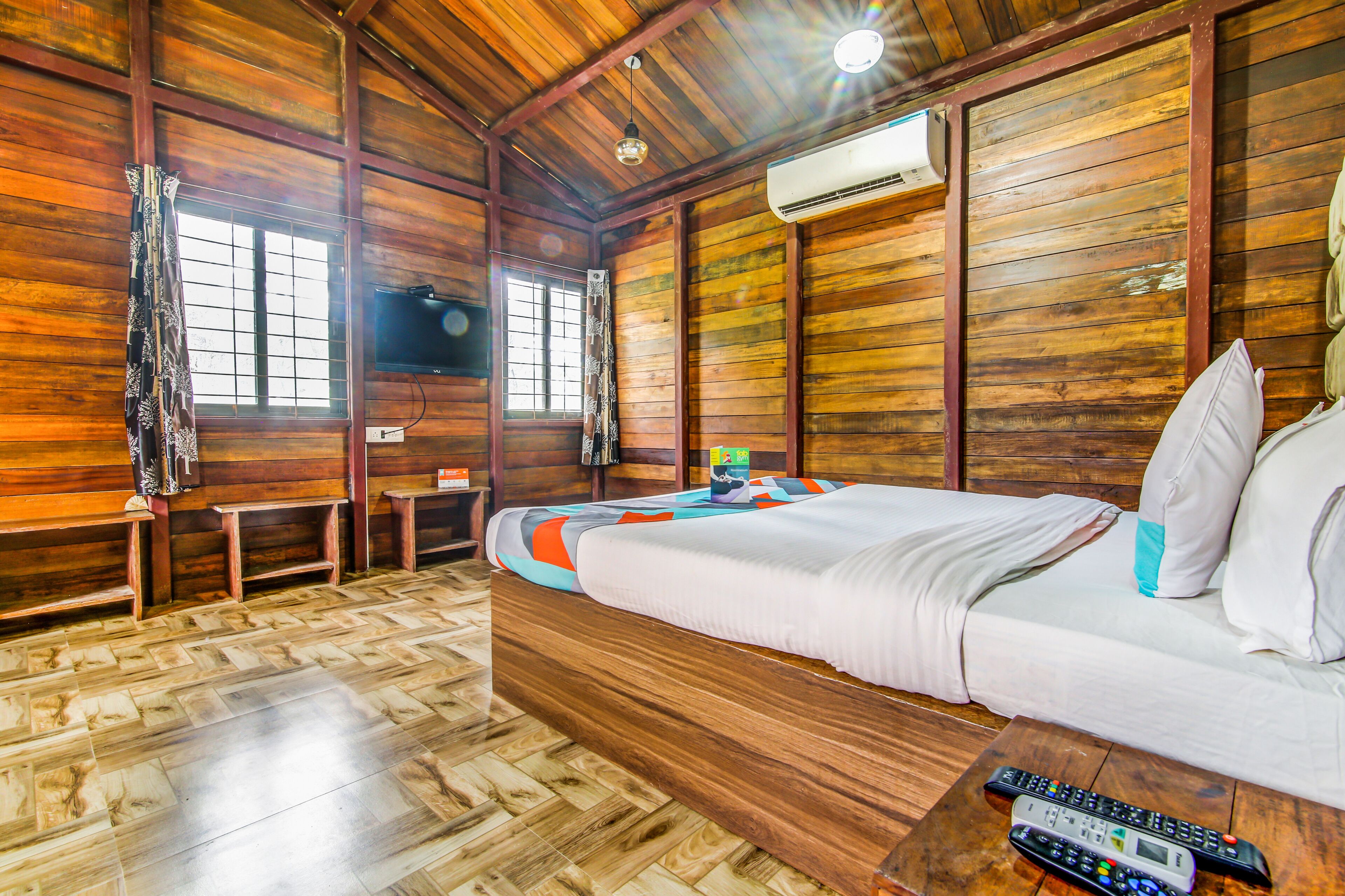 FabExpress Calangute Beach Resort