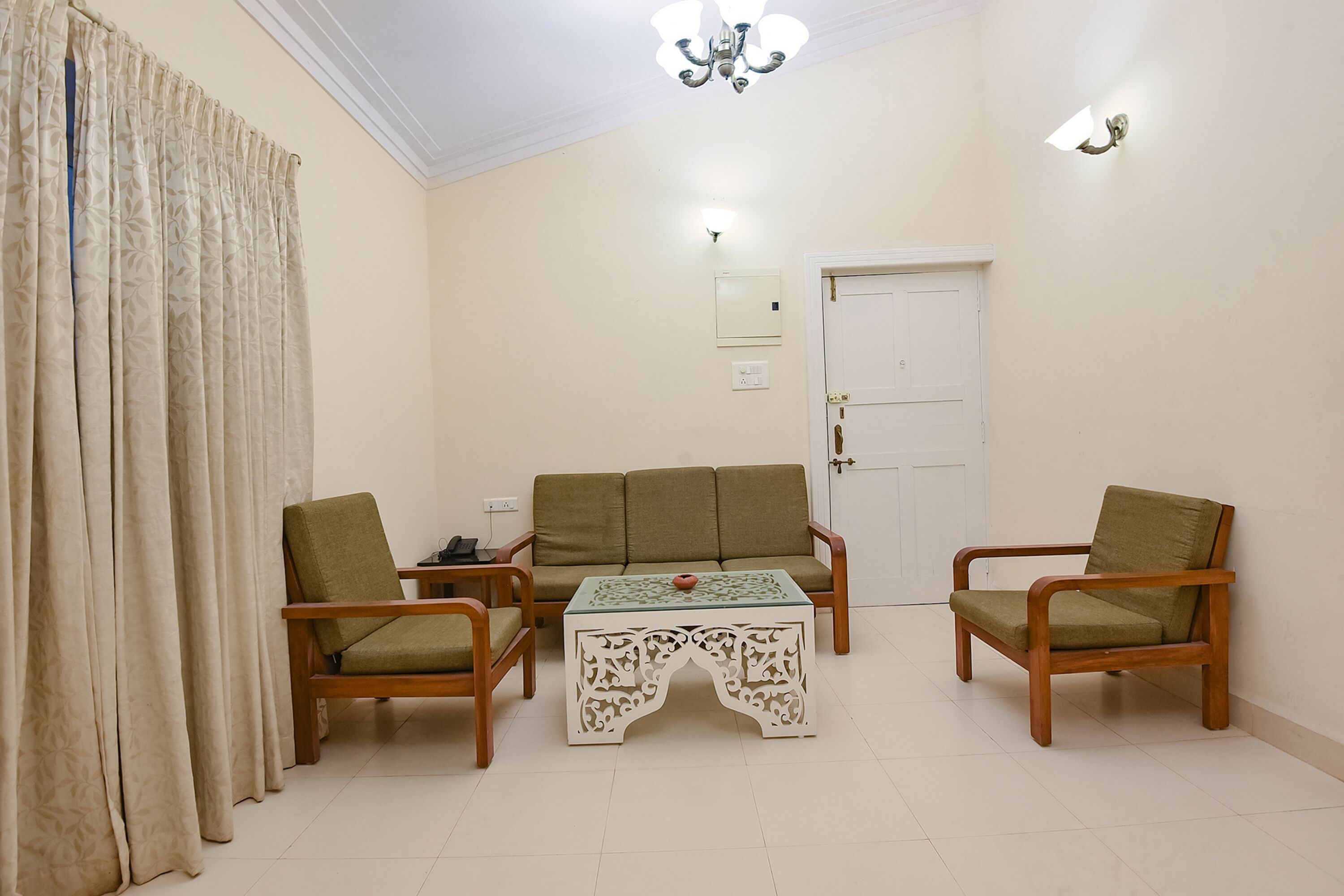 Fabhotel Prime Emerald Highland