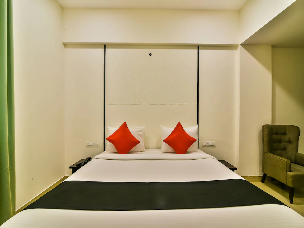 Lawande Beach Resort by OYO Rooms