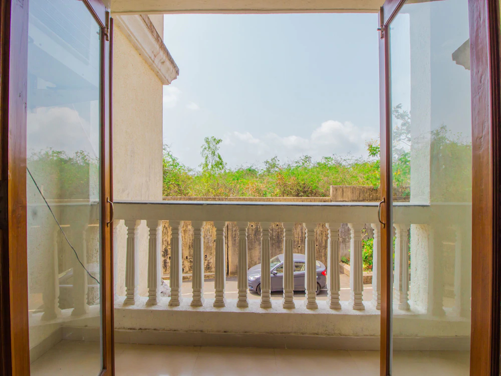 OYO Home 13604 Graceful 2BHK
