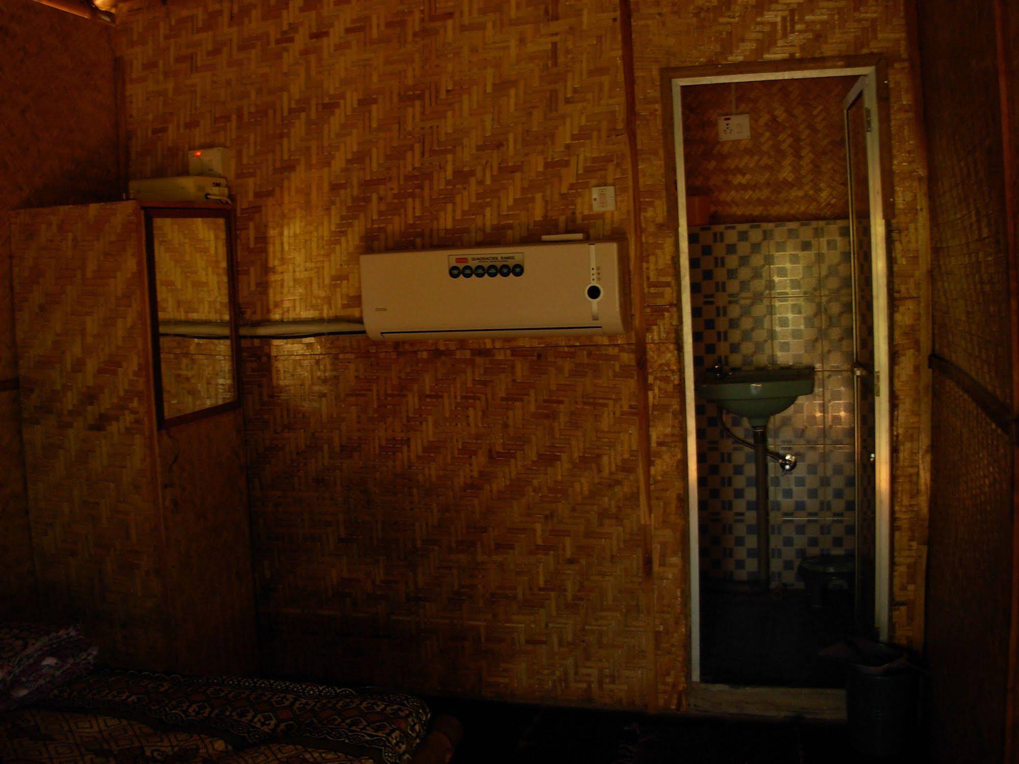 Om Lake Resort