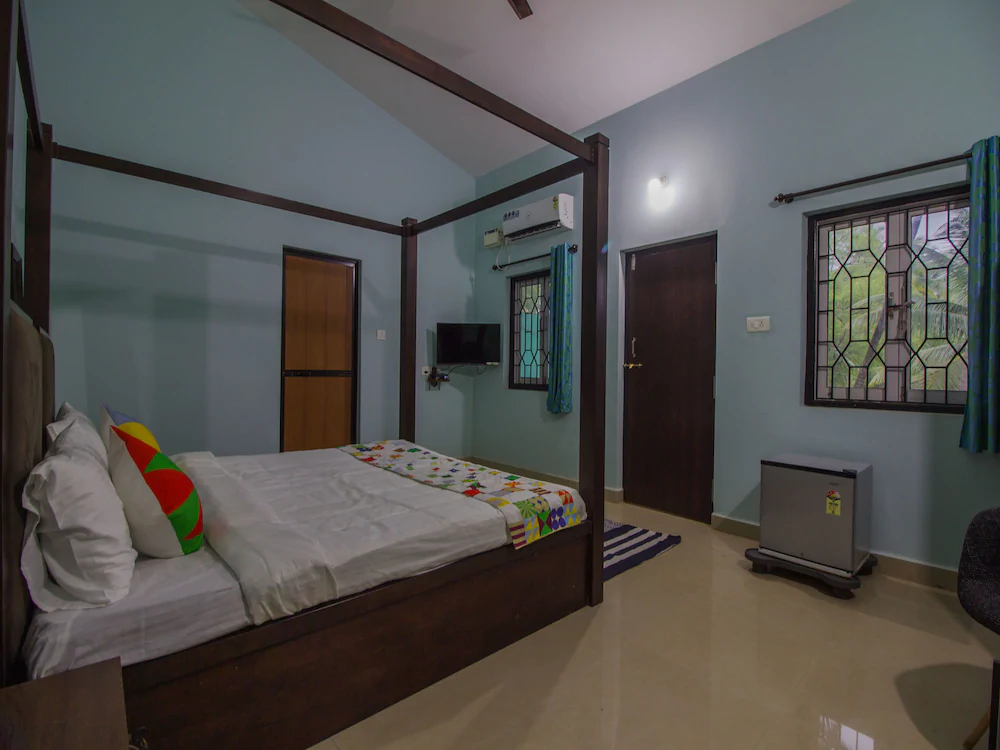 OYO Home 15911 Green View Studio