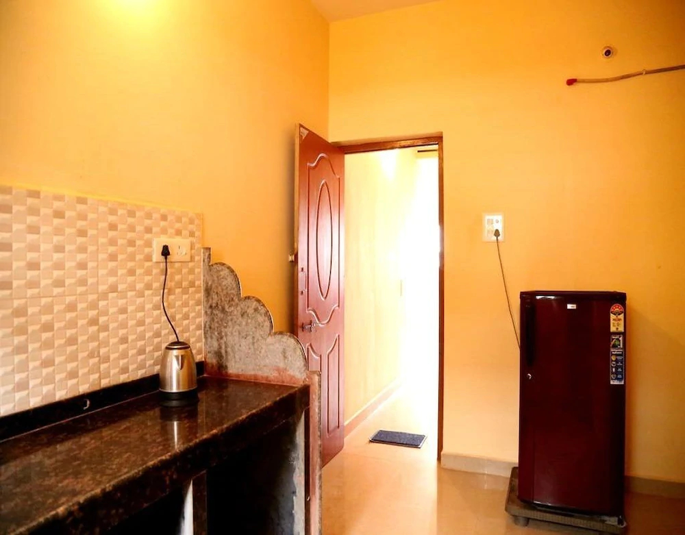 Room Maangta 322 Morjim Goa