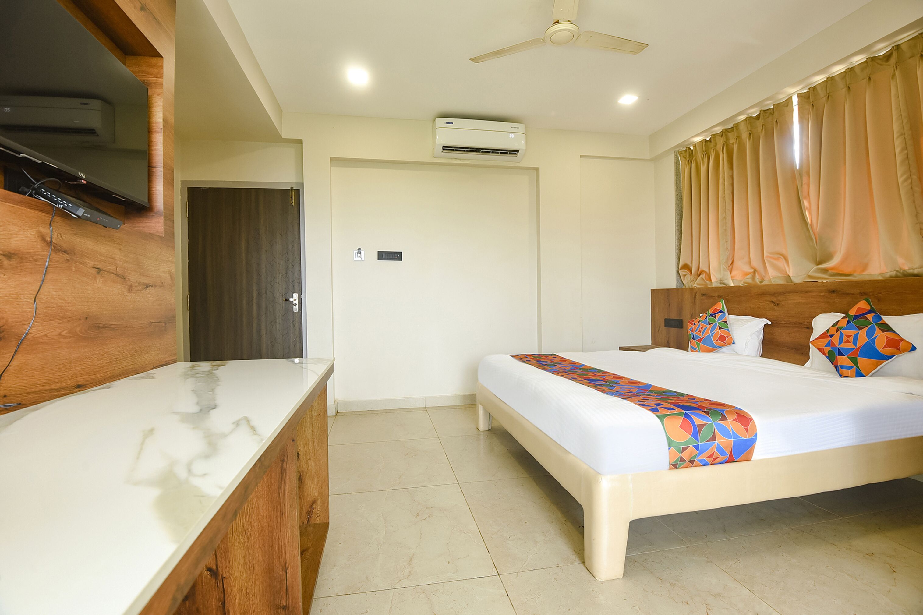 Avasa Grand by Fabhotel
