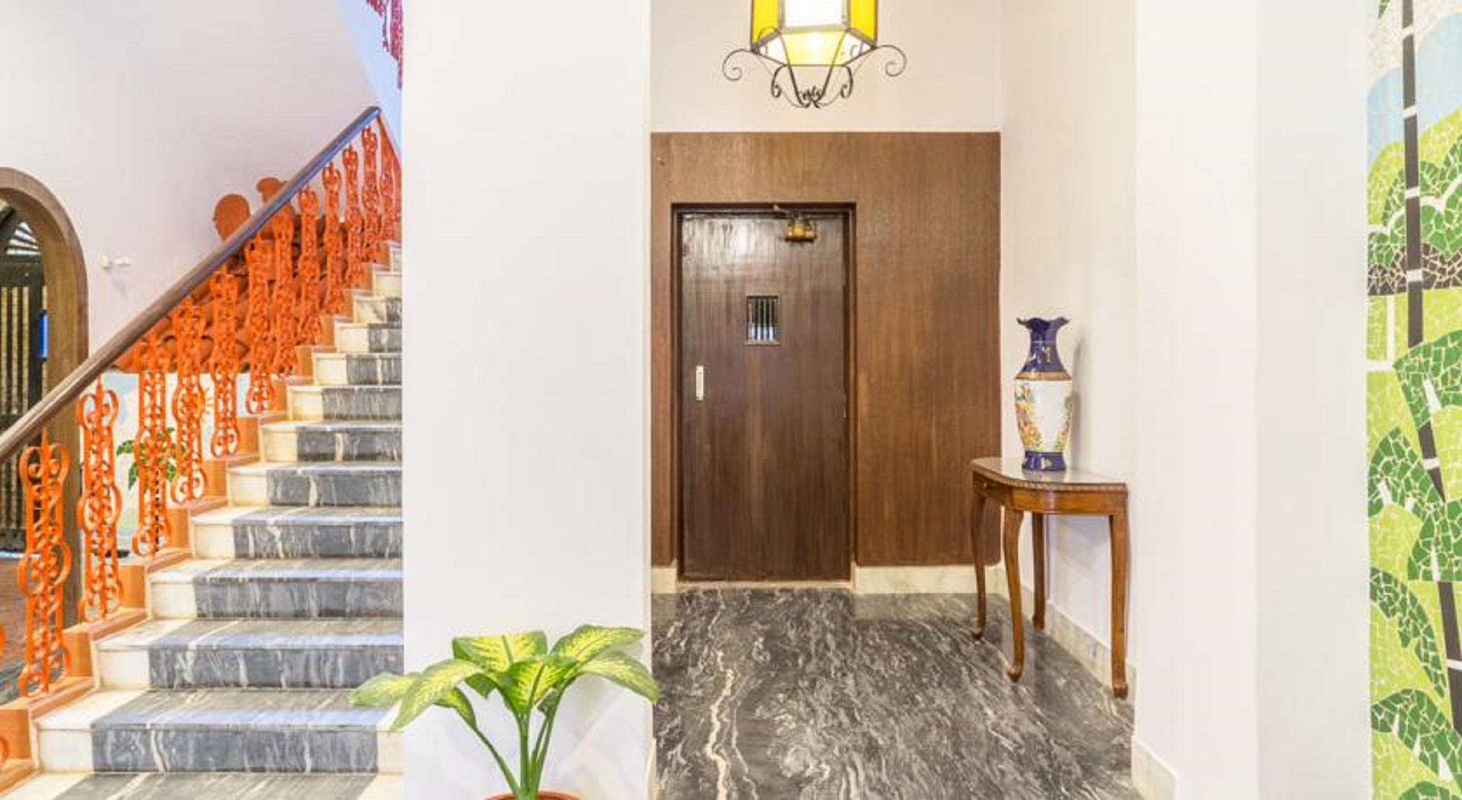 Oyo 10241 Hotel Mayfair