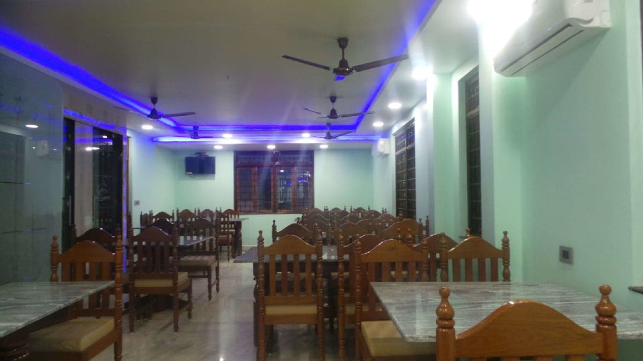 Meera Motels & Residency