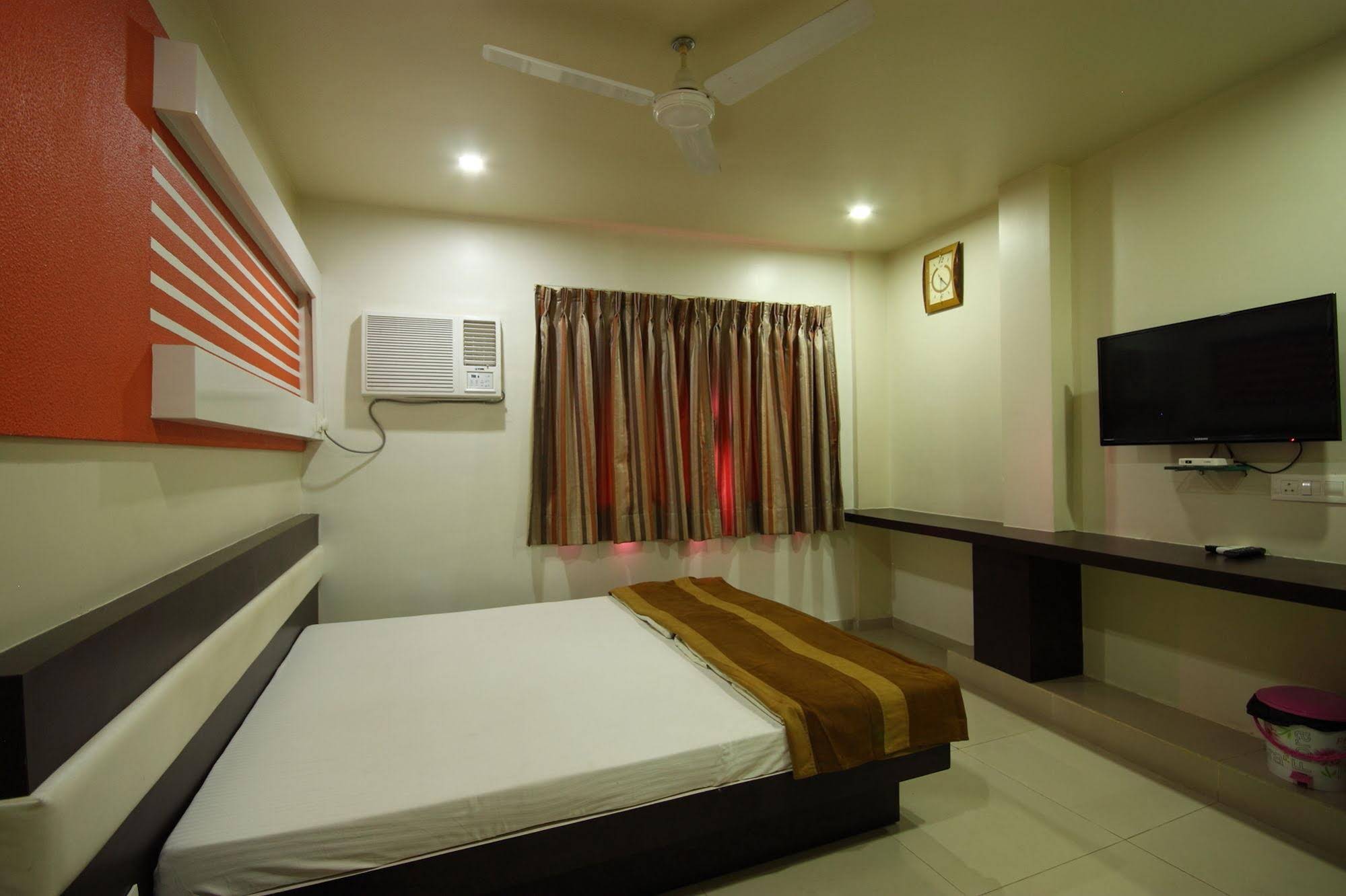 Hotel Good Night