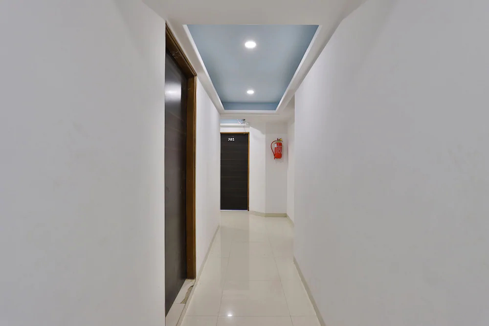 Radhe Residency by OYO Rooms