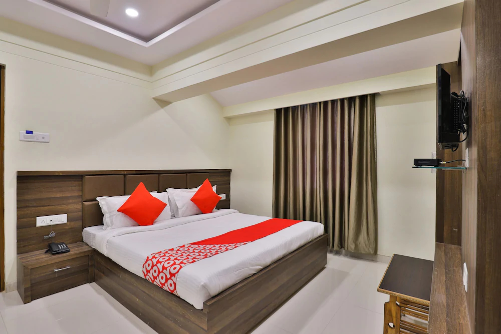 Radhe Residency by OYO Rooms