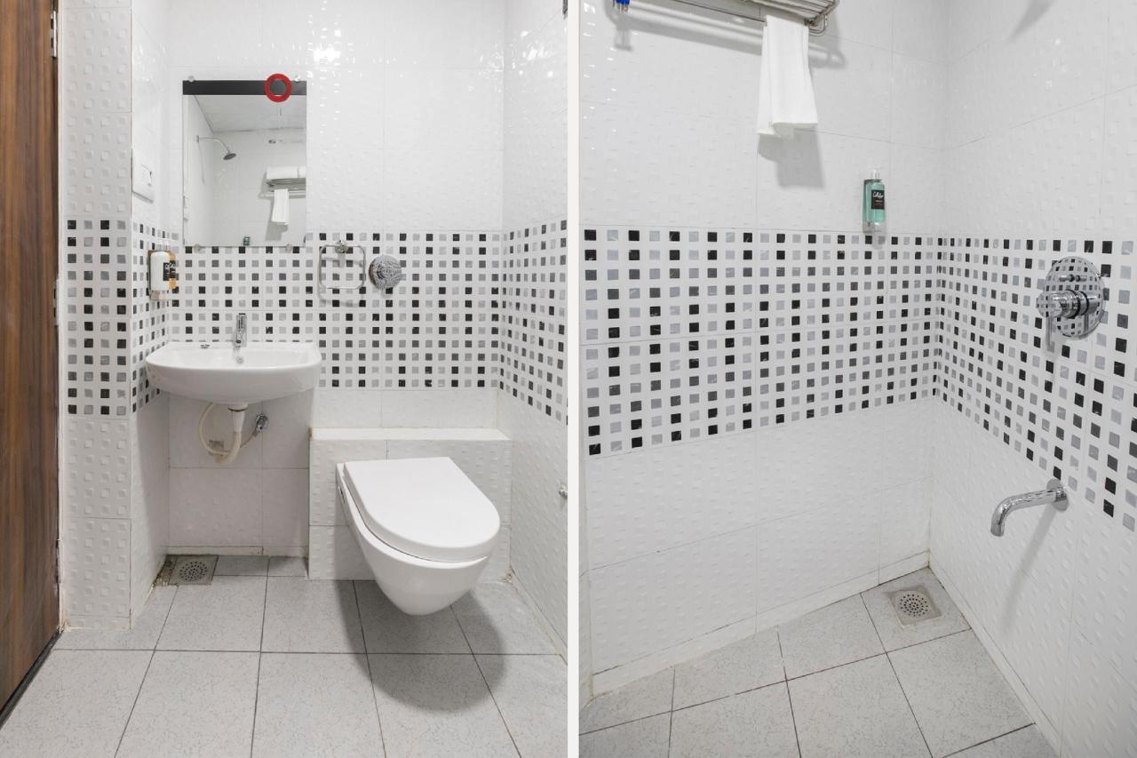 Hotel Greenwood by OYO Rooms