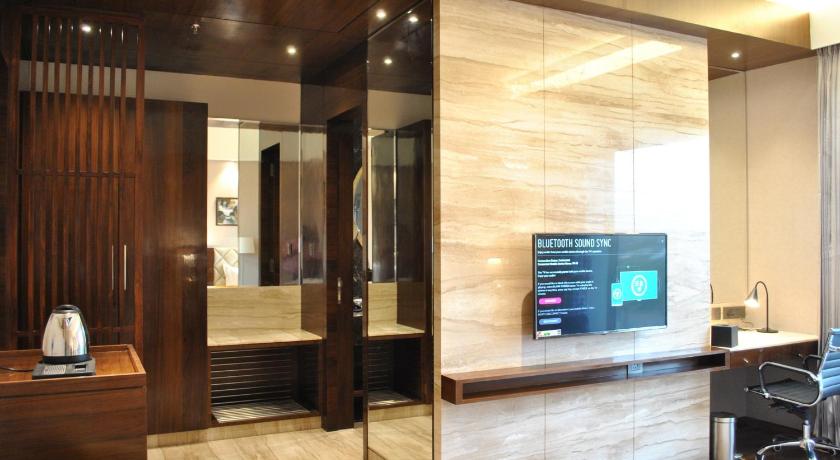 Ramada by Wyndham Gandhidham Shinay