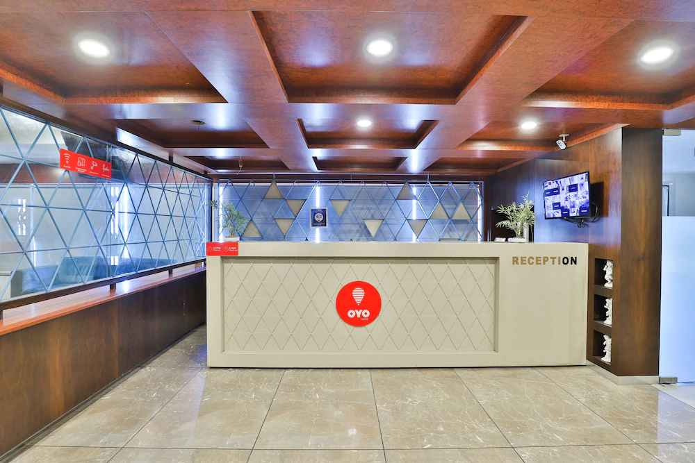 Hotel Comfort by OYO Rooms