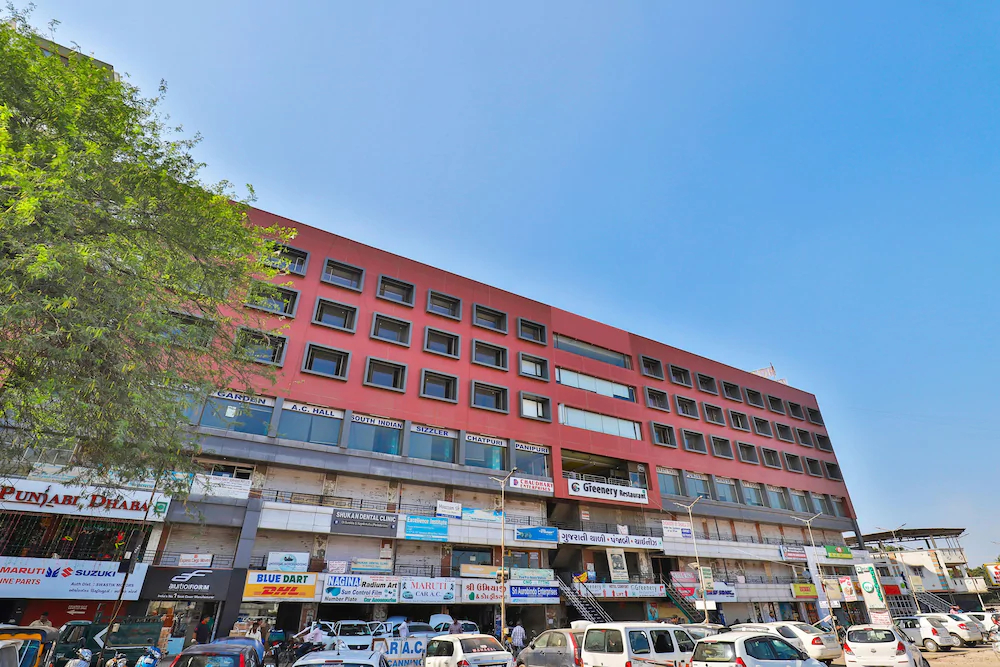 Hotel Comfort by OYO Rooms