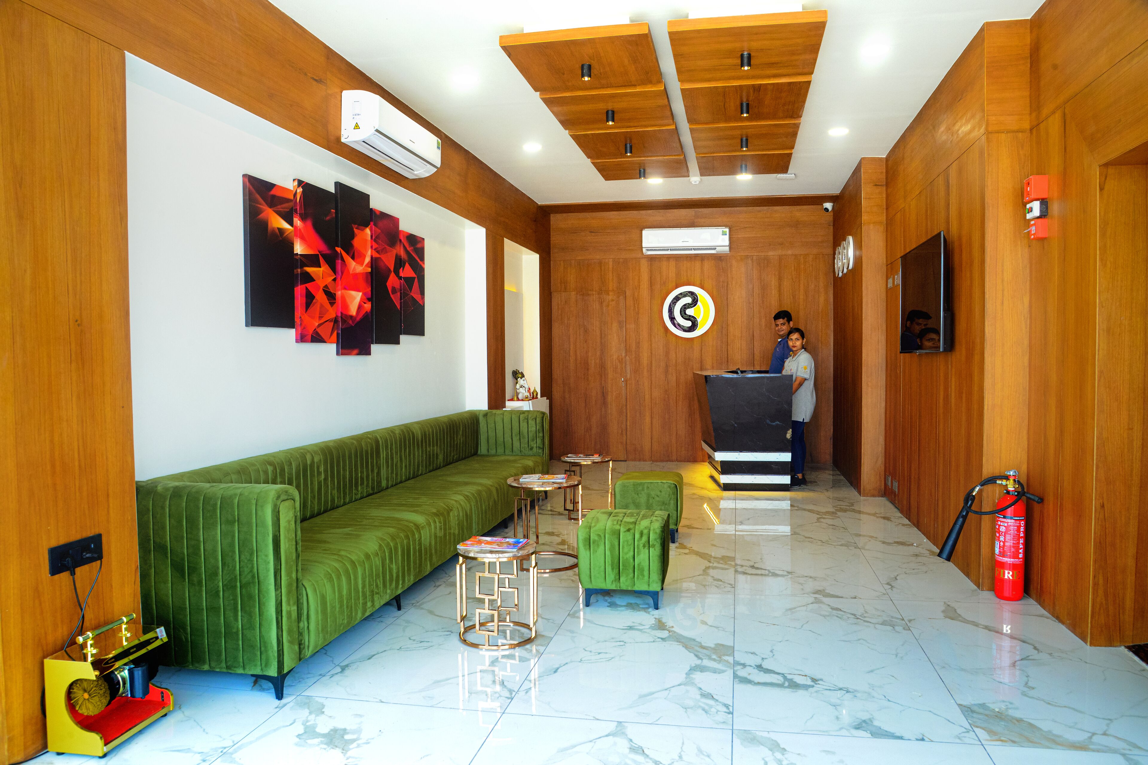 Click Hotel Tulsi